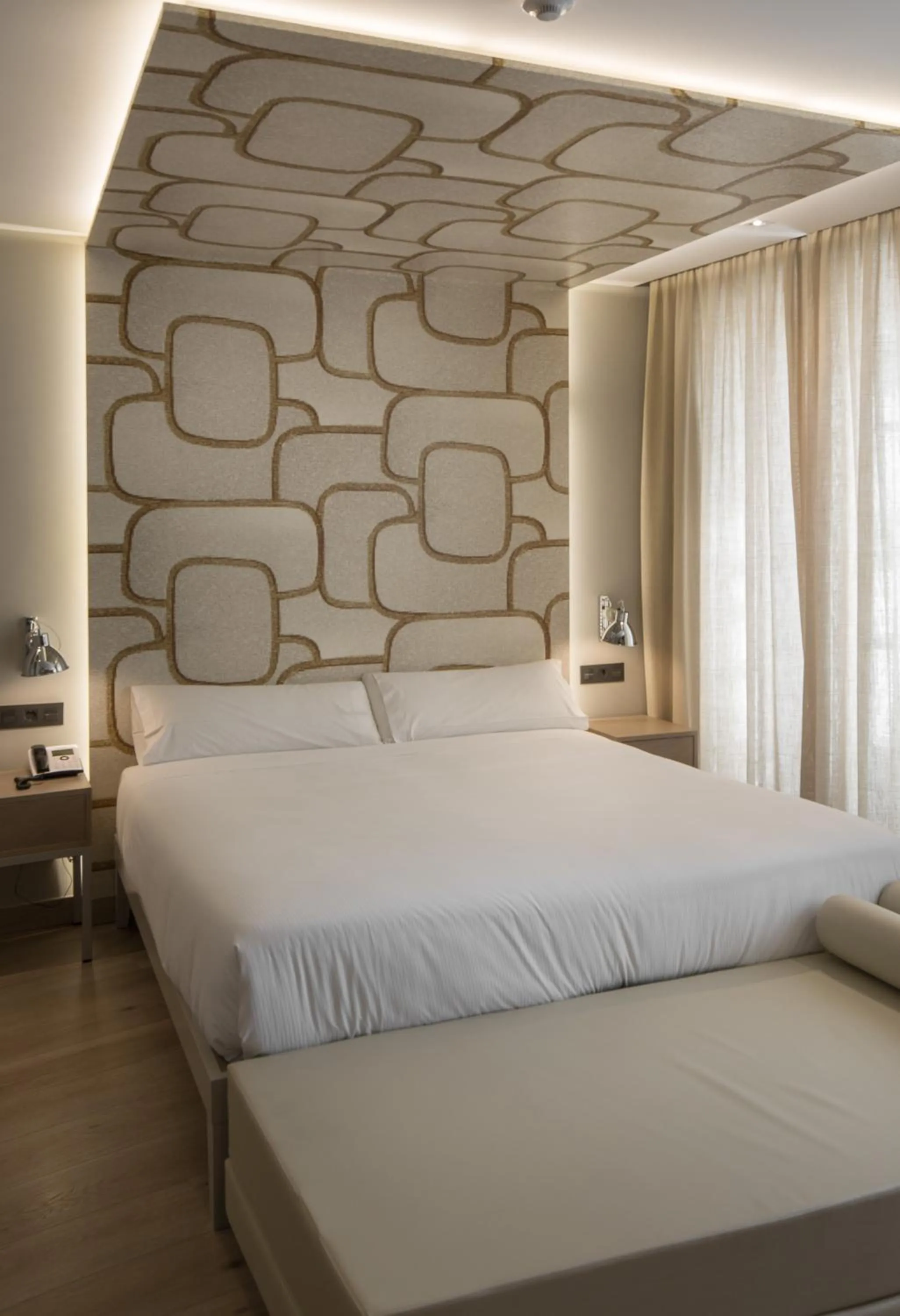 Deluxe Double or Twin Room in Hotel Atalaia