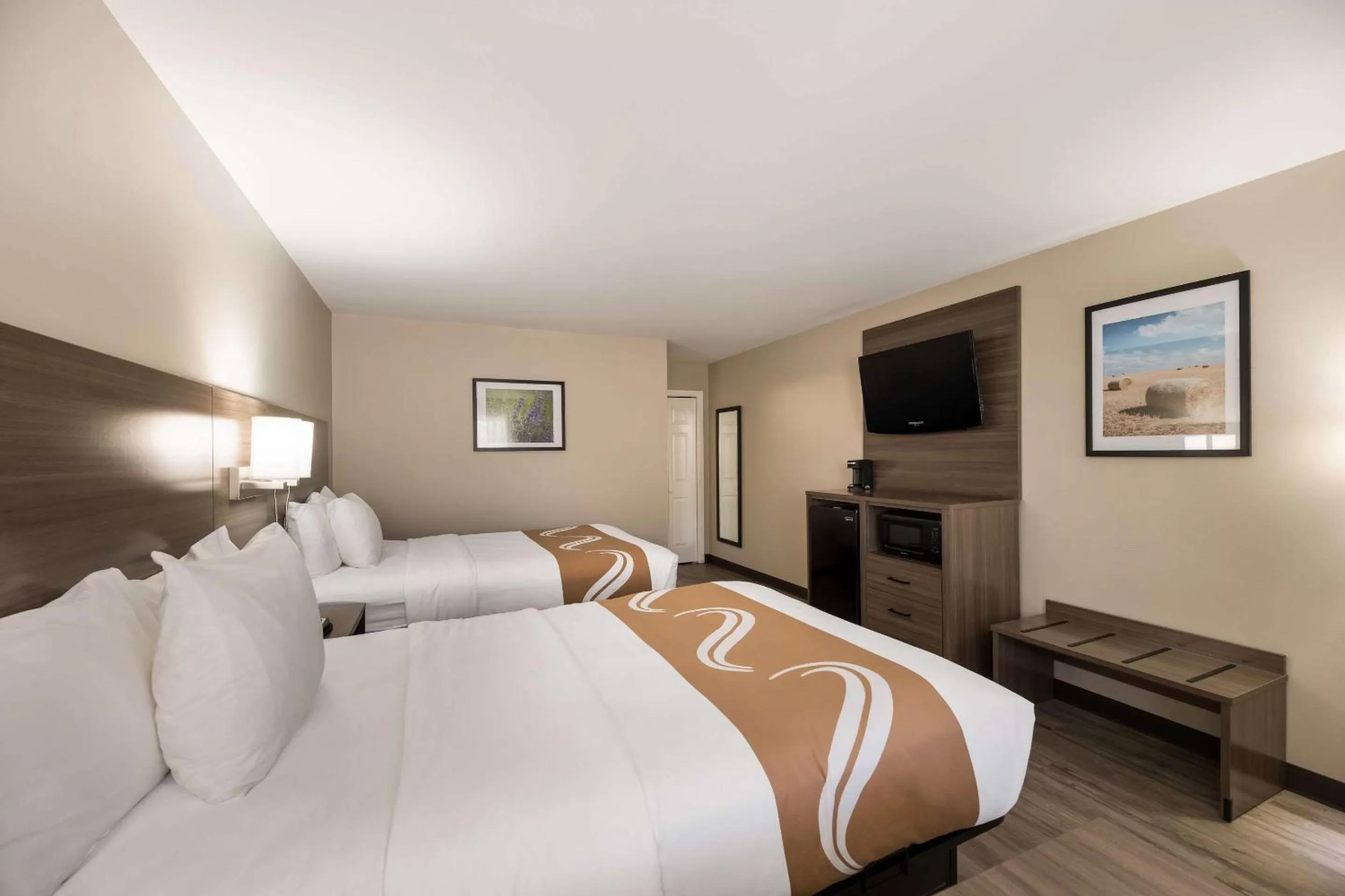 Bedroom, Bed in Quality Inn Sonora TX