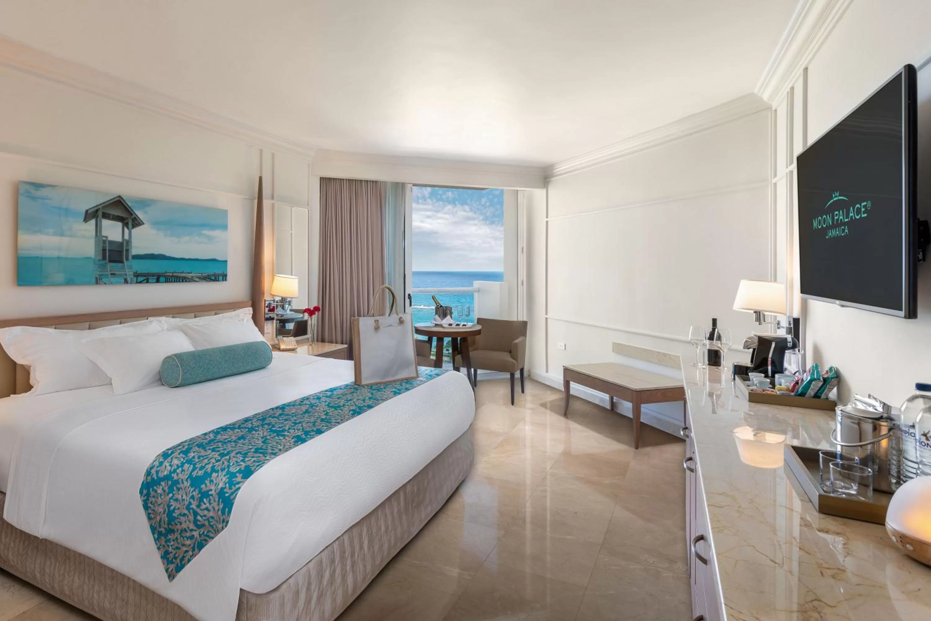 Superior Honeymoon Suite Ocean View - King Size Bed in Moon Palace Jamaica - All Inclusive