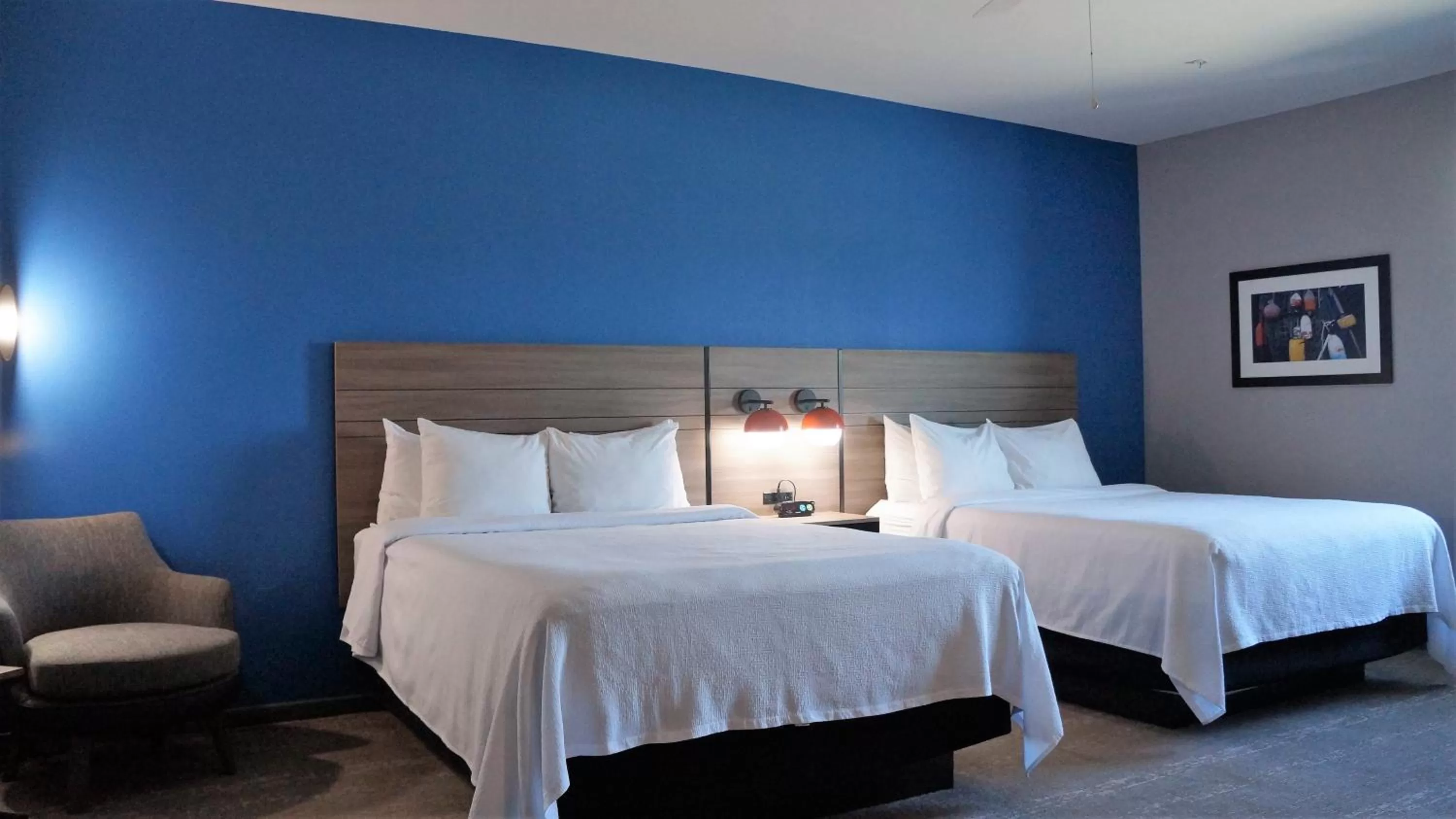 Deluxe Queen Room with Two Queen Beds in Hotel Lydia