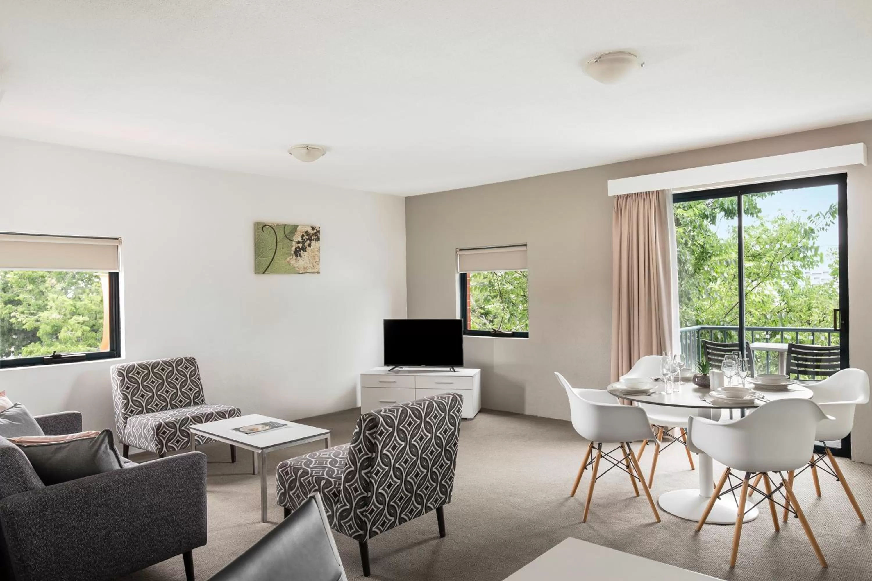 Premium Two-Bedroom Apartment with Two Queen Beds in BreakFree Adelaide