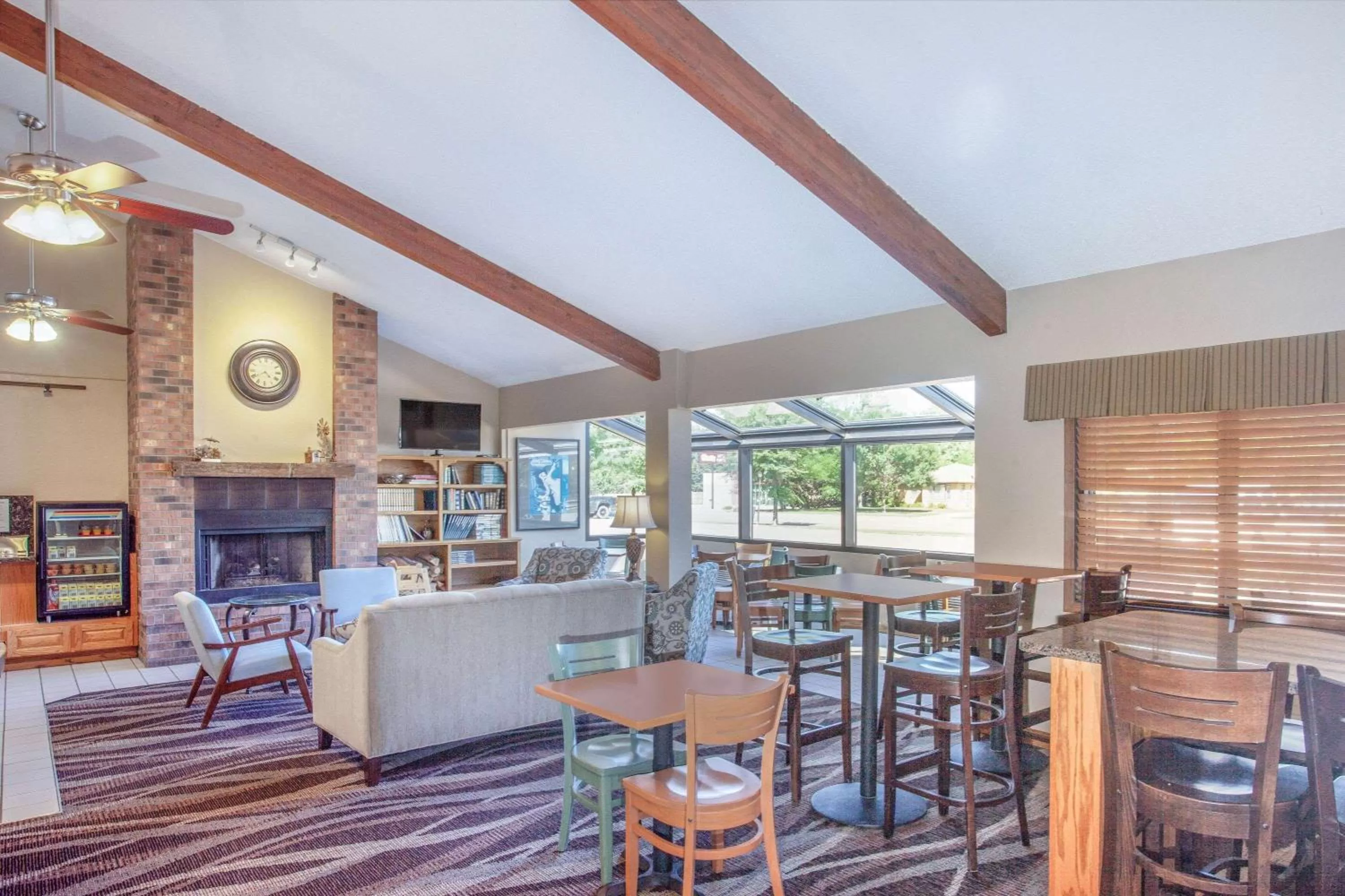 AmericInn by Wyndham St. Peter