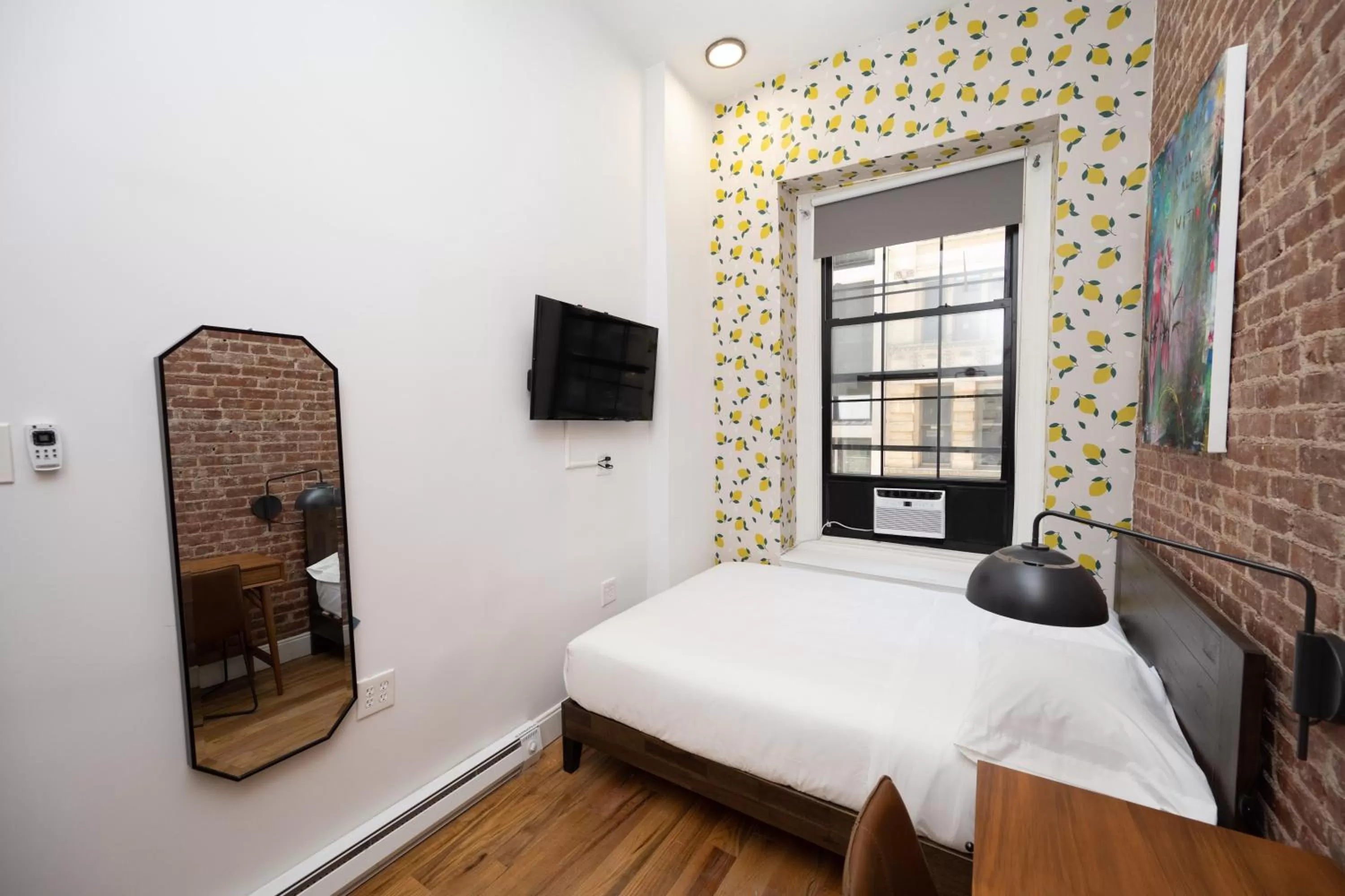 Queen Room with Shared Bathroom in The Flat NYC
