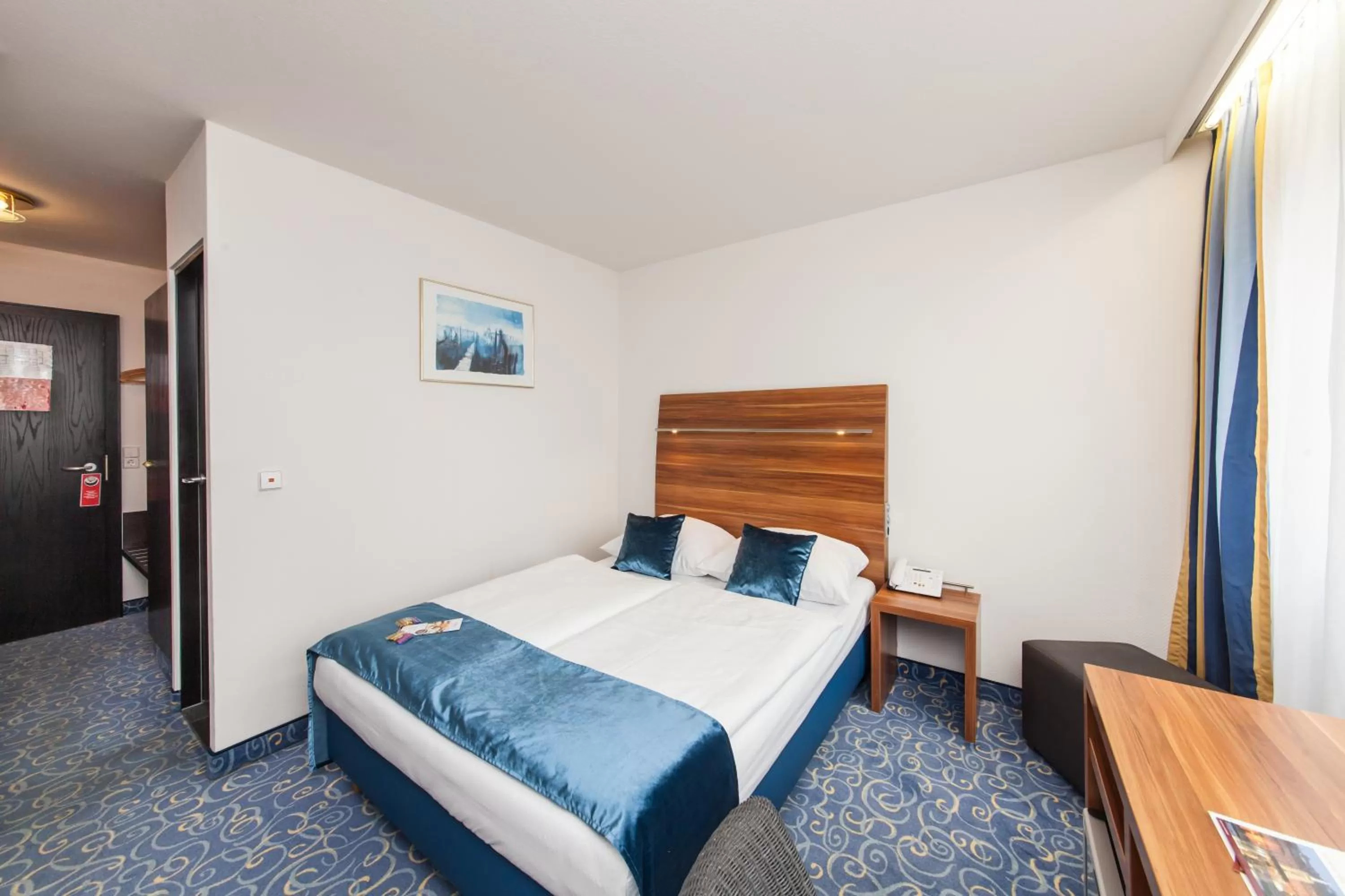 Queen Room - single occupancy in Hotel Strohgäu