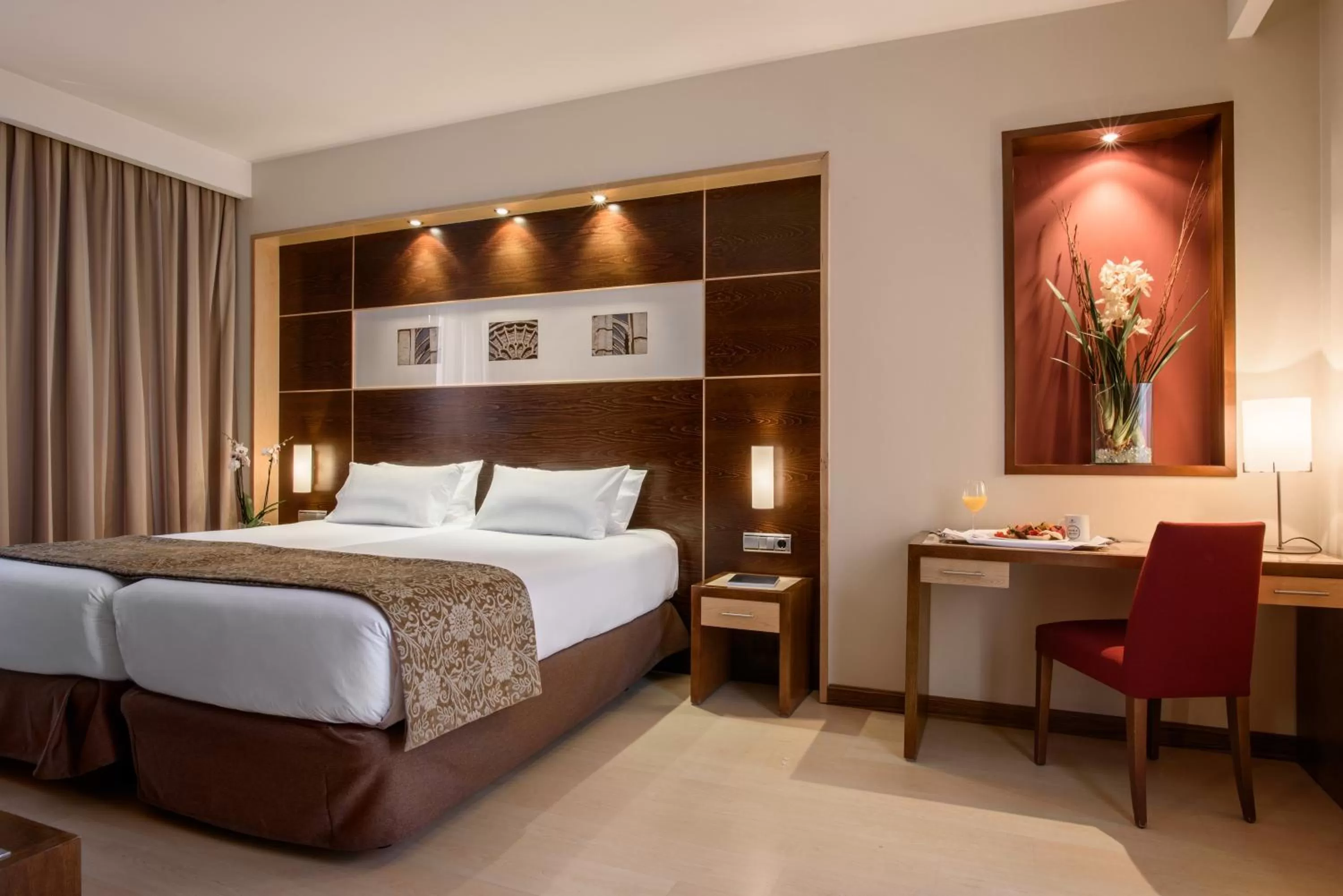 Double or Twin Room in Exe León