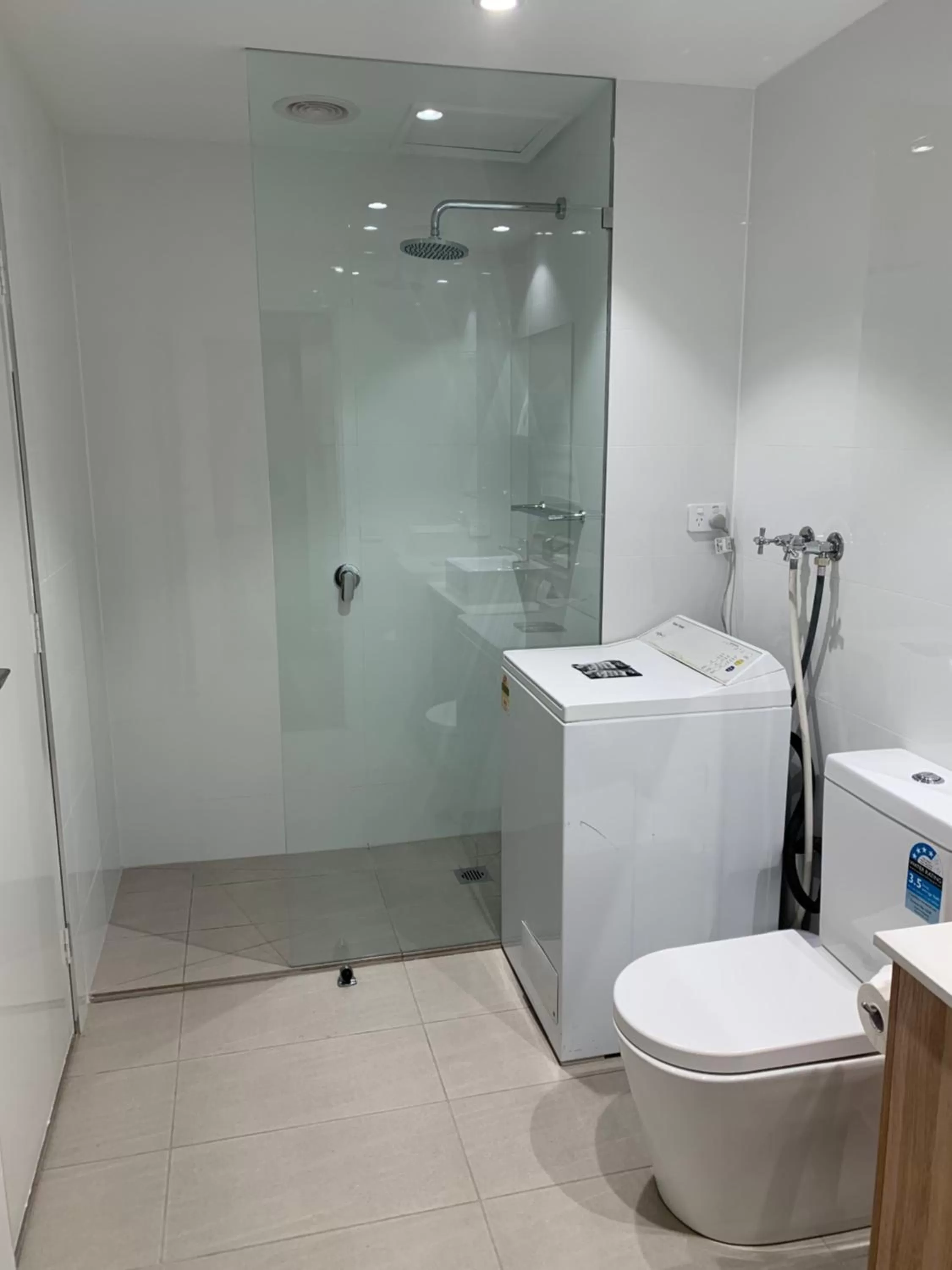 Studio Apartment in Quest on William