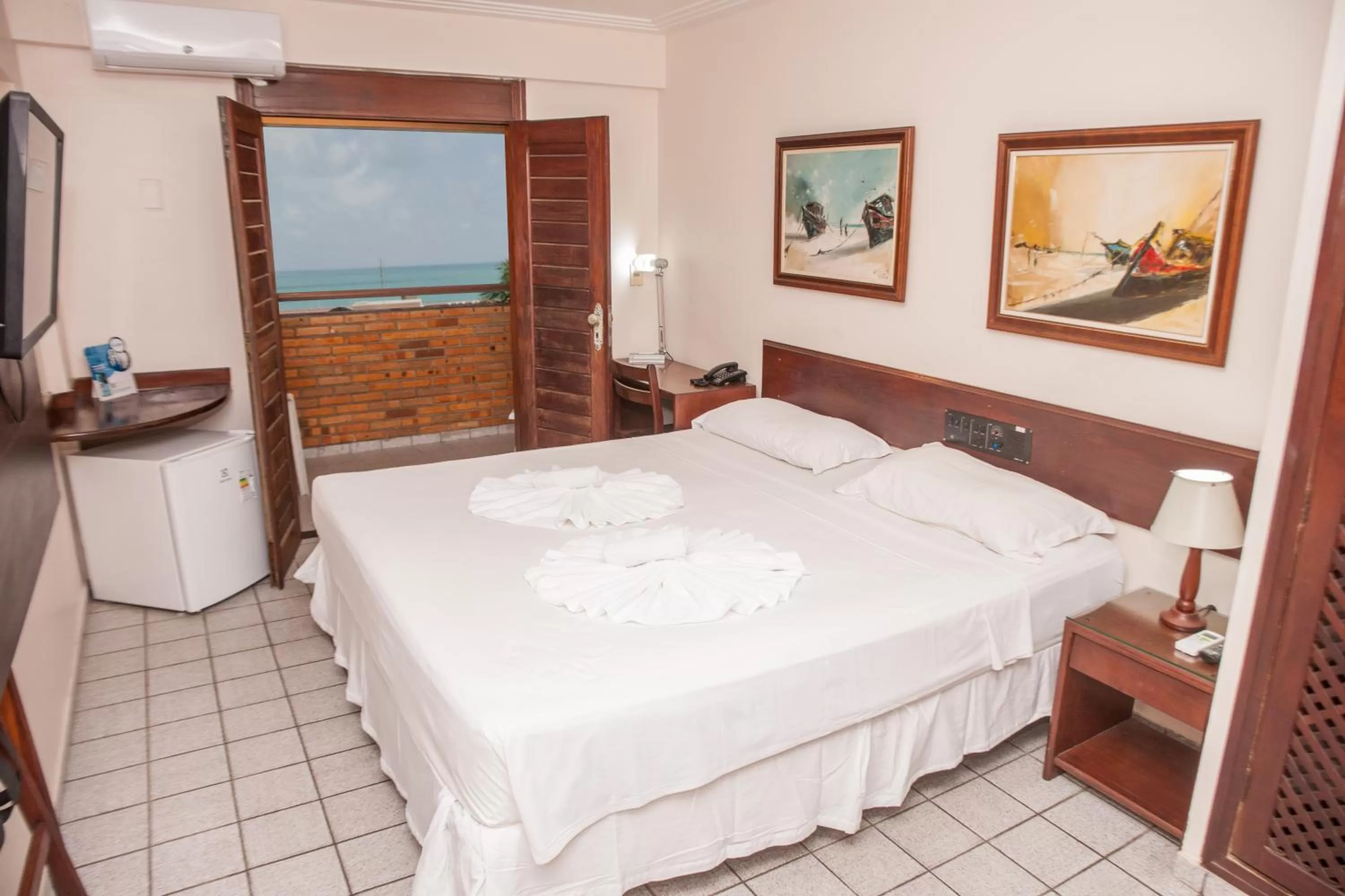 Double Room with Balcony and Sea View - single occupancy in Pizzato Praia Hotel