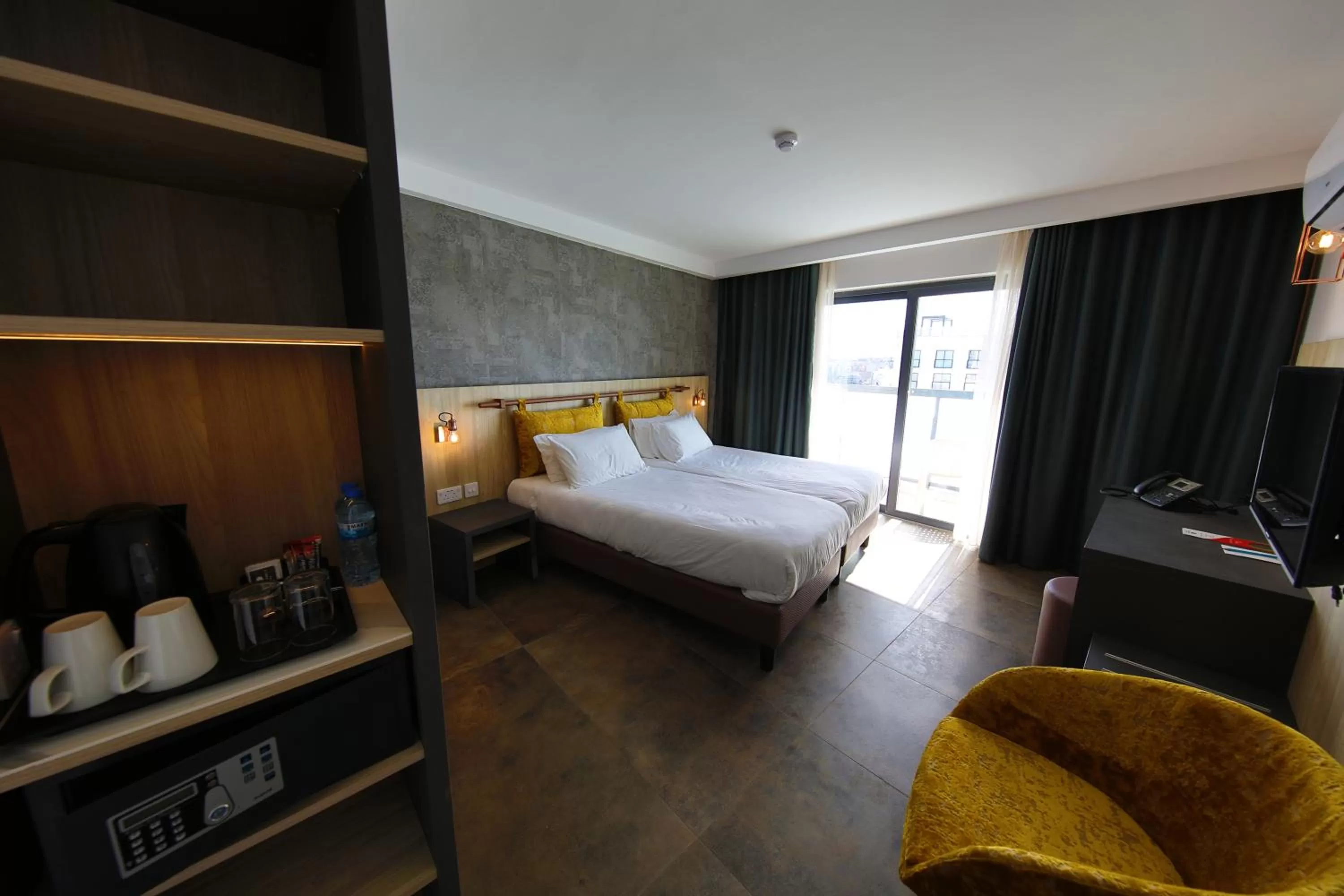 Deluxe Double or Twin Room with Balcony in Ivy Hotel - Adults Only