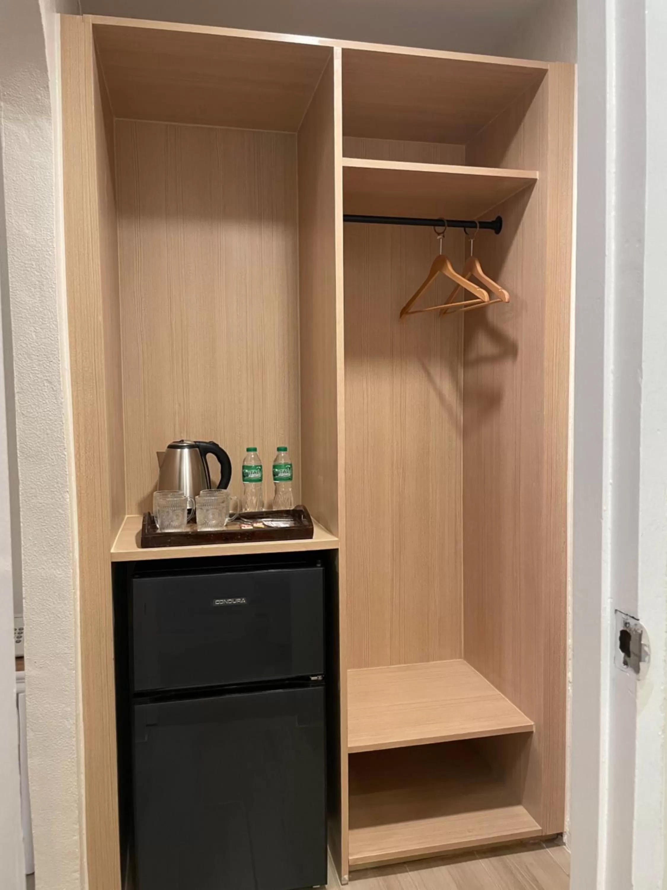 Deluxe Twin Room in Red Knight Gardens