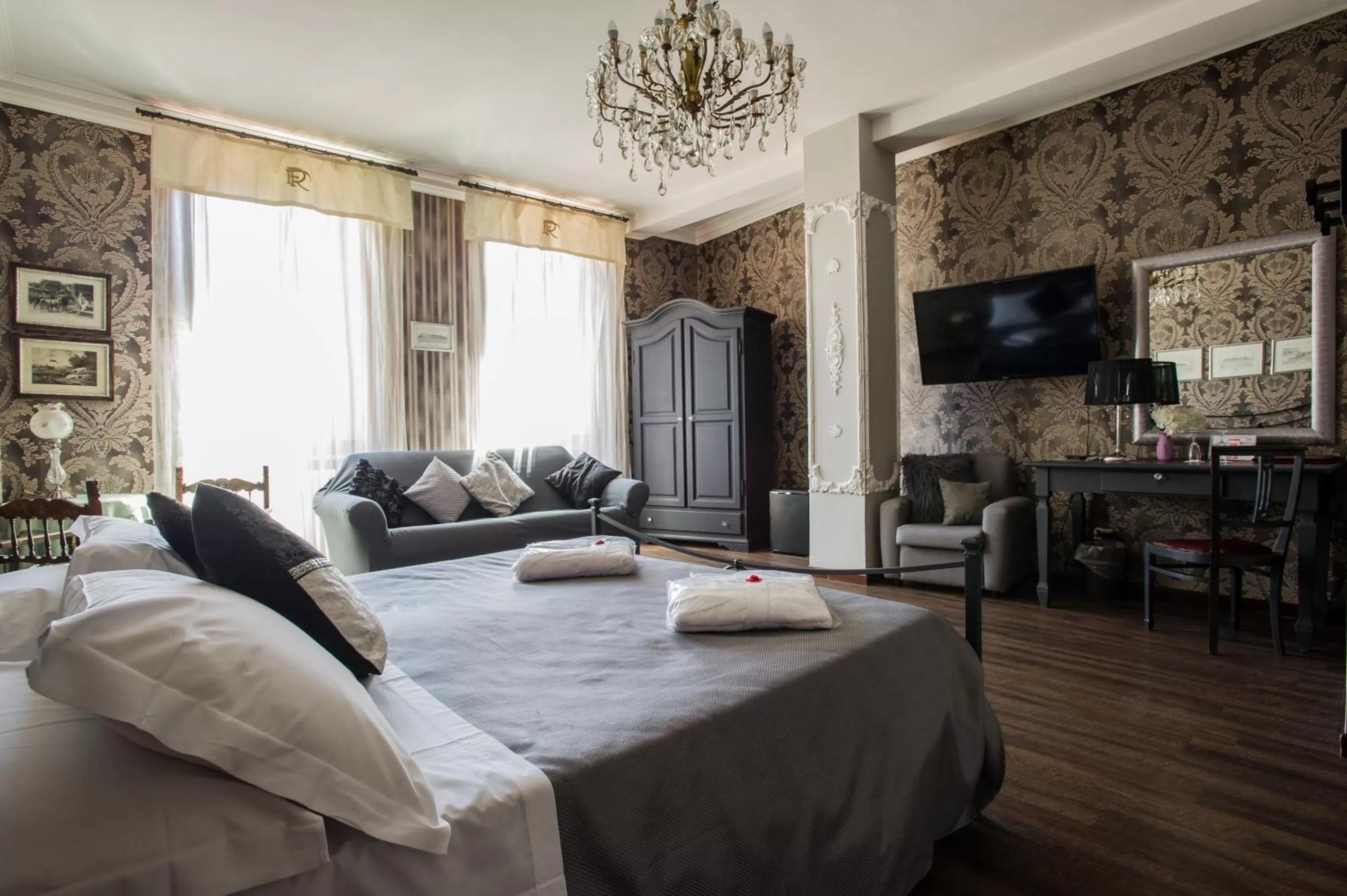 Suite in Hotel Residenza In Farnese