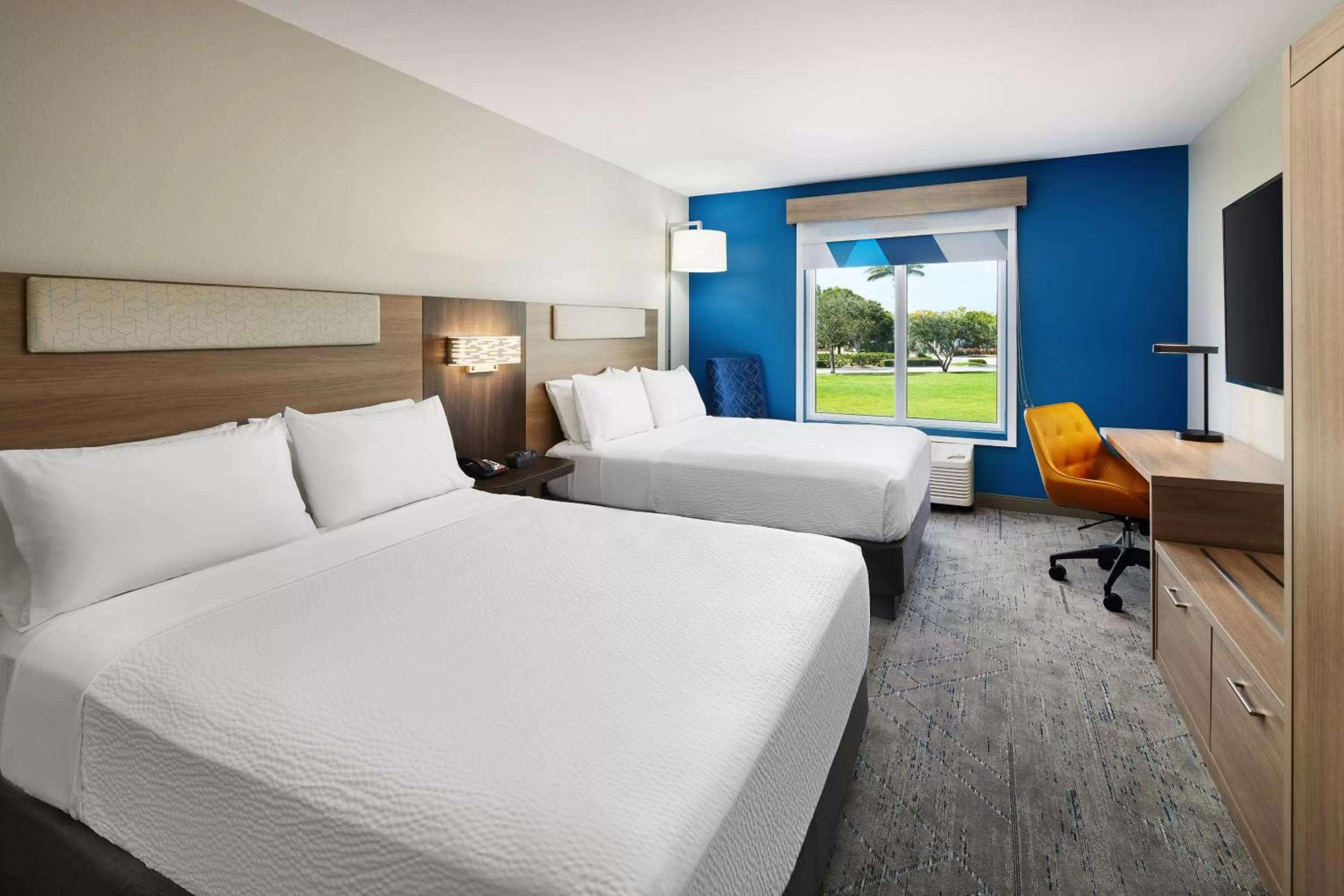 Standard Queen Room with Two Queen Beds in Holiday Inn Express Hotel & Suites Port St. Lucie West by IHG