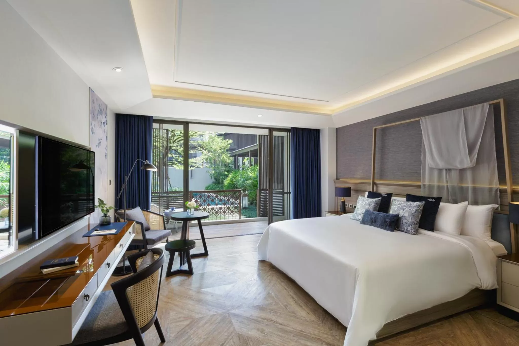 Deluxe Pool Access (Adult Only) in Maladee Rendezvous Hotel Chiang Mai