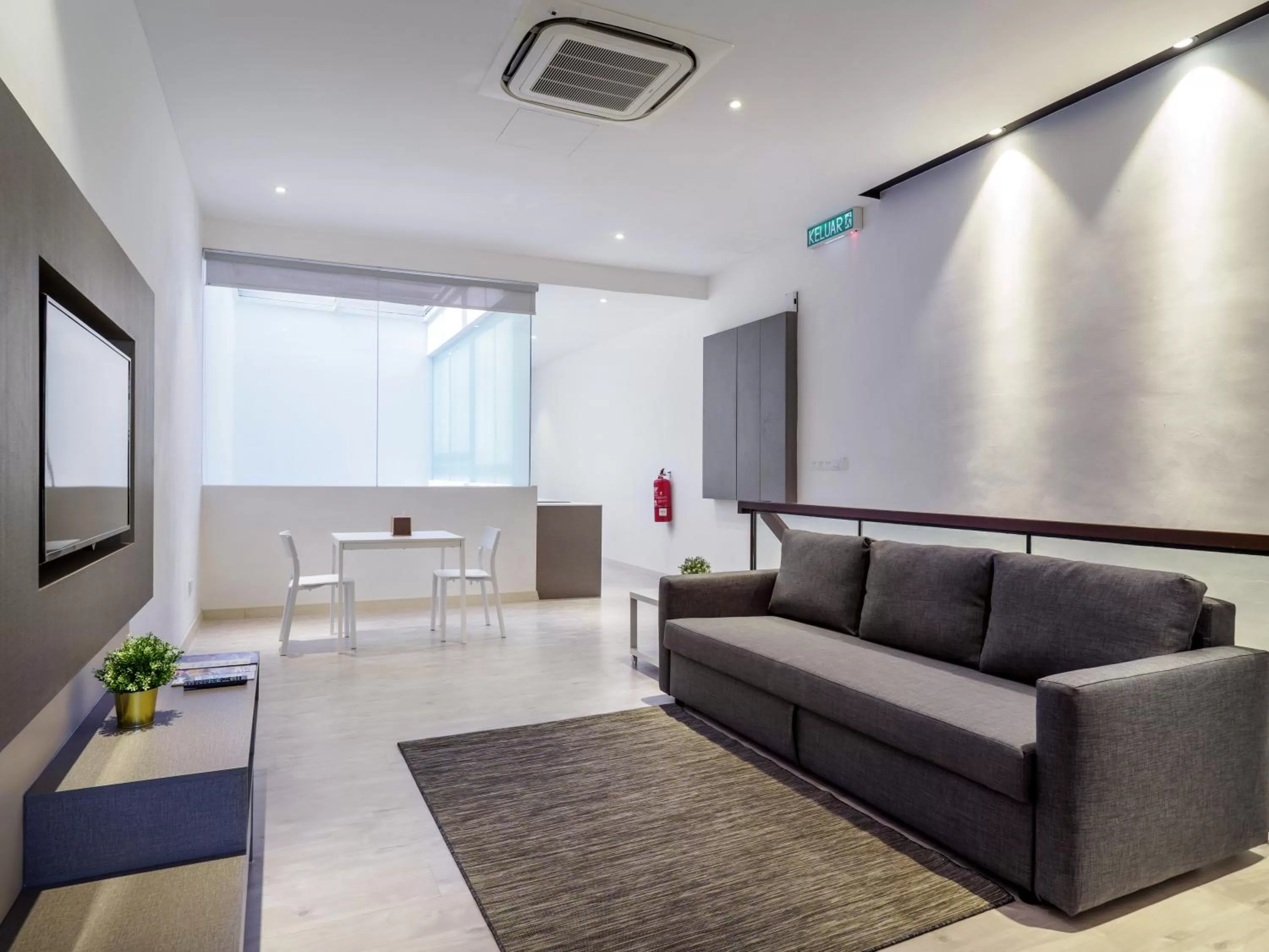 Deluxe Two-Bedroom Suite @ Hutton Suite in Hutton Central Hotel By PHC