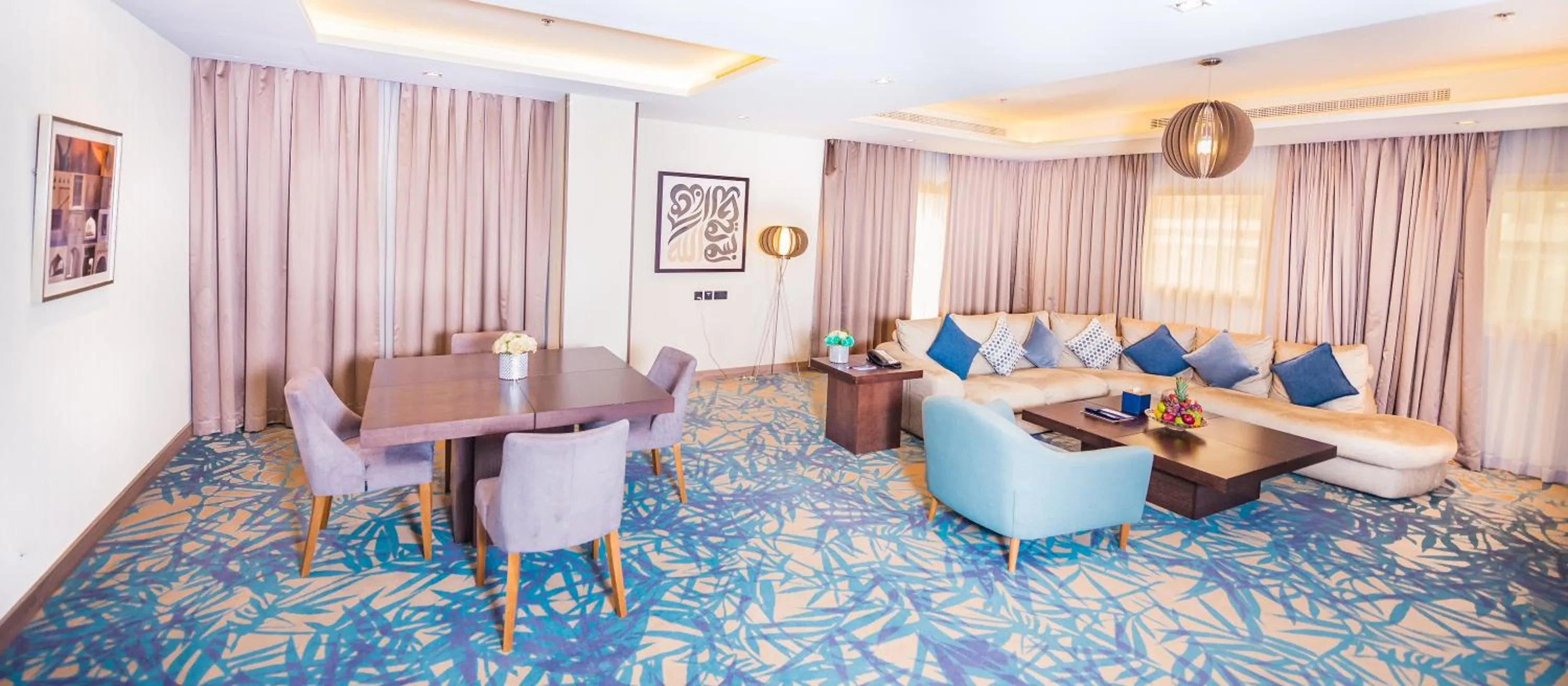 Executive Two-bedroom Suite in MENA Plaza Hotel Albarsha At The Mall