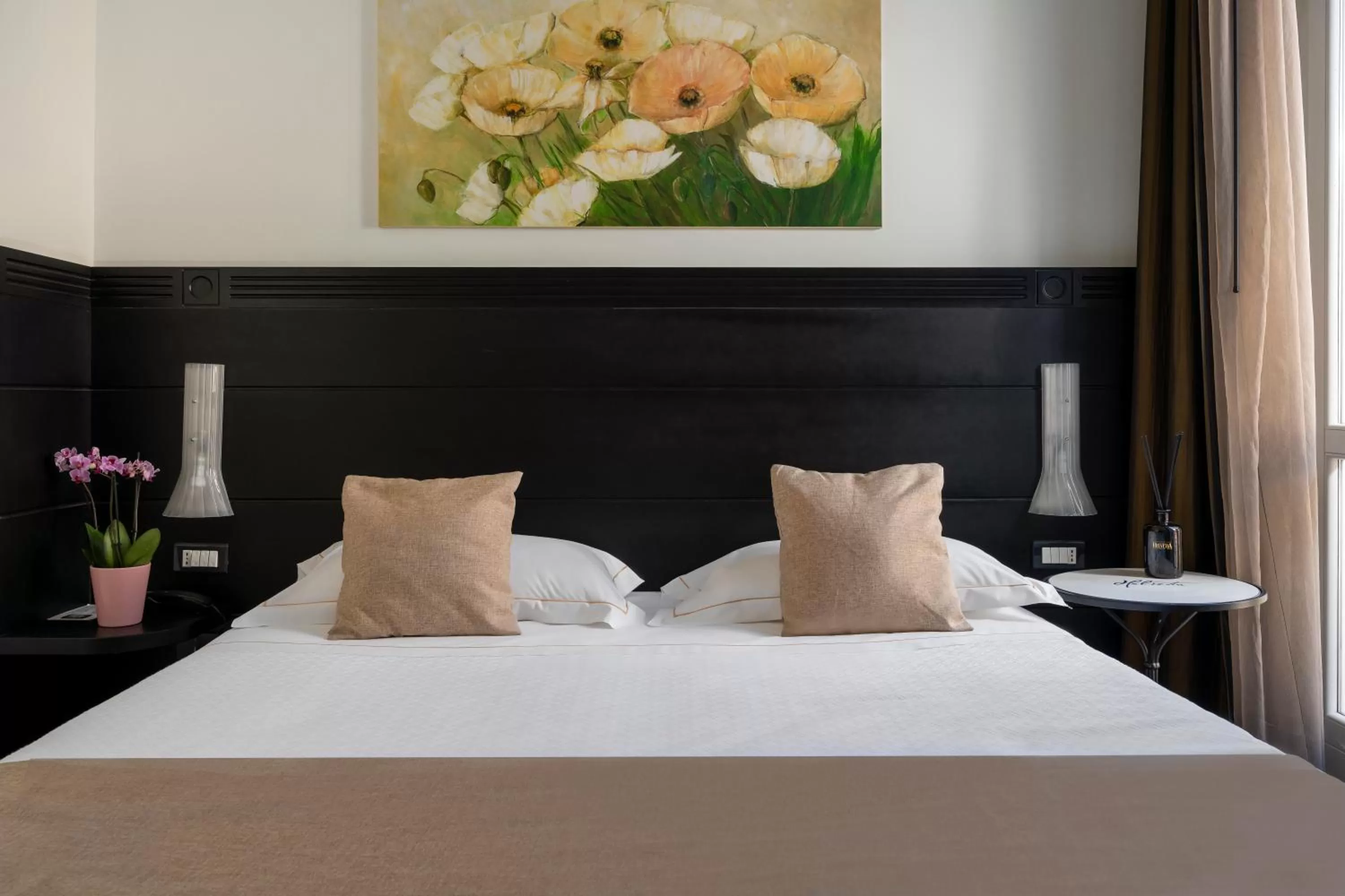 Classic Double or Twin Room With Thermal pool Access in Hotel Helvetia Thermal SPA 4s