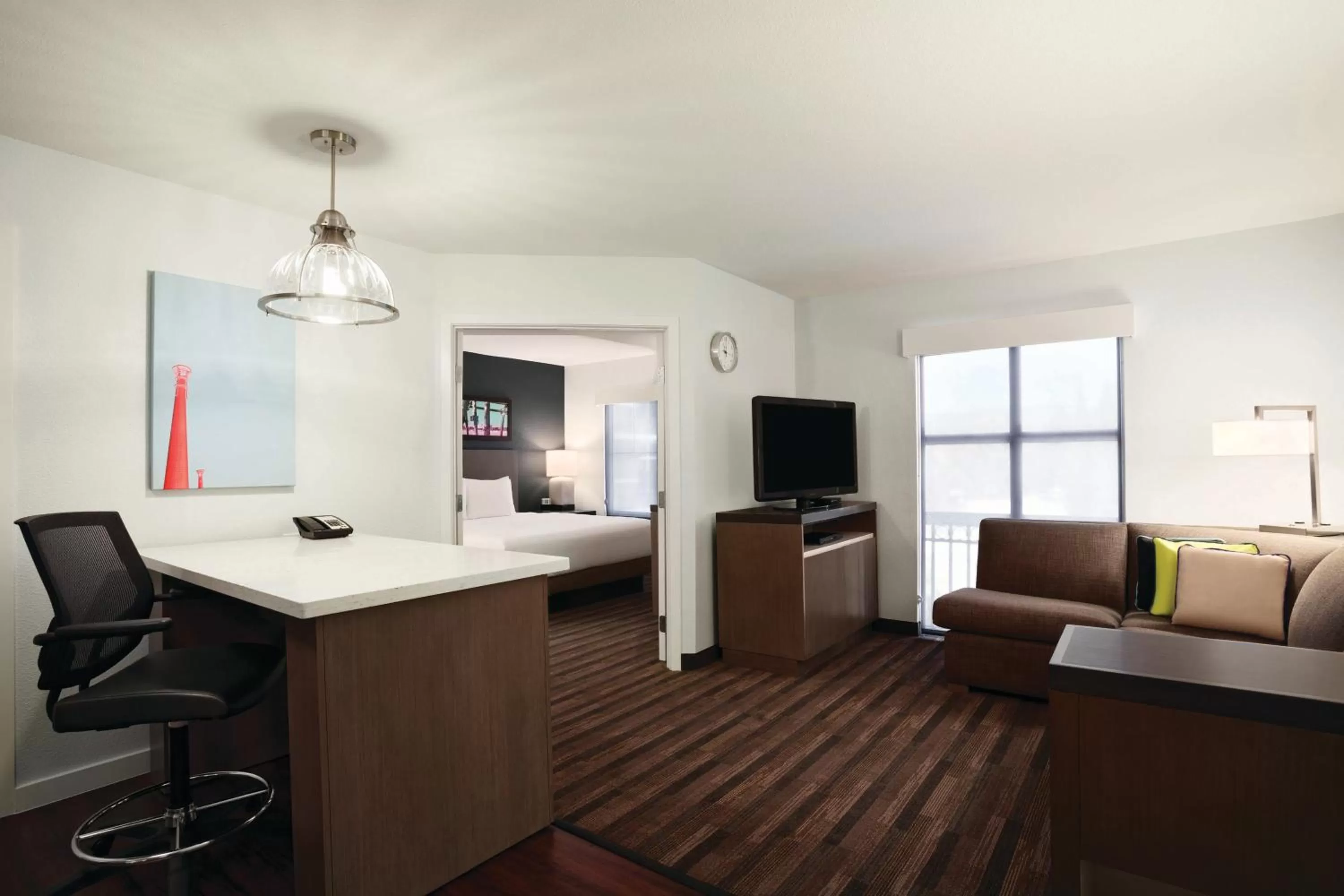 Two-Bedroom Suite with Accessible Tub - Disability Access in Hyatt House Pleasant Hill