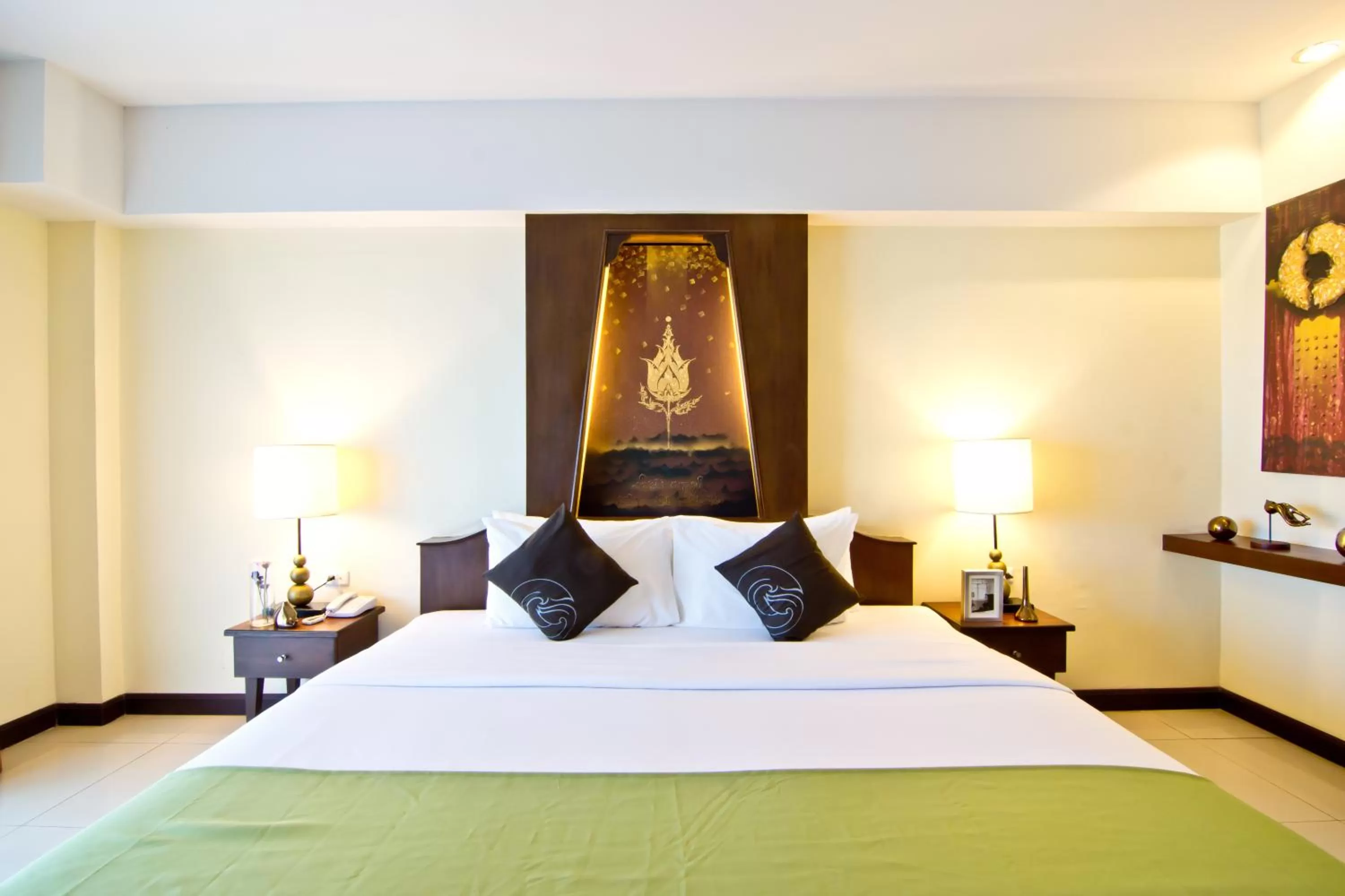 Deluxe Double or Twin Room in Golden Sea Pattaya - SHA Extra Plus
