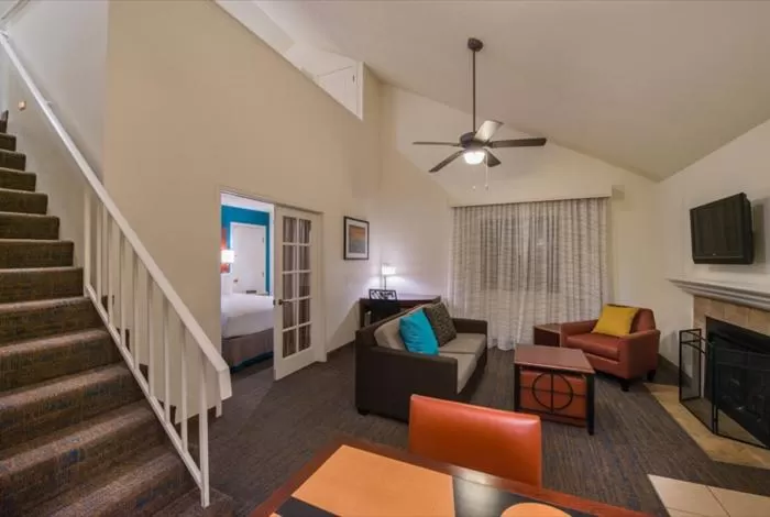 Penthouse Suite in Staybridge Suites Oxnard - River Ridge by IHG