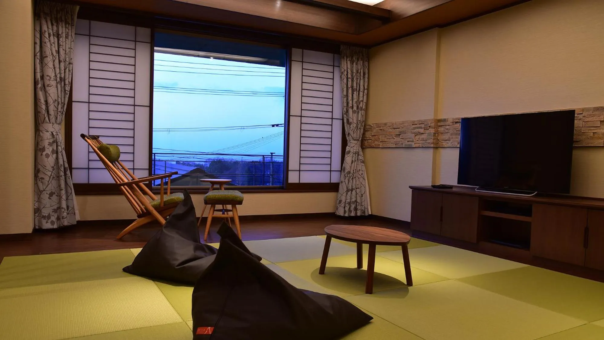 Deluxe Twin Room with Tatami Area and Hot Spring Bath - Non-Smoking 203 in Arima Onsen Taketoritei Maruyama
