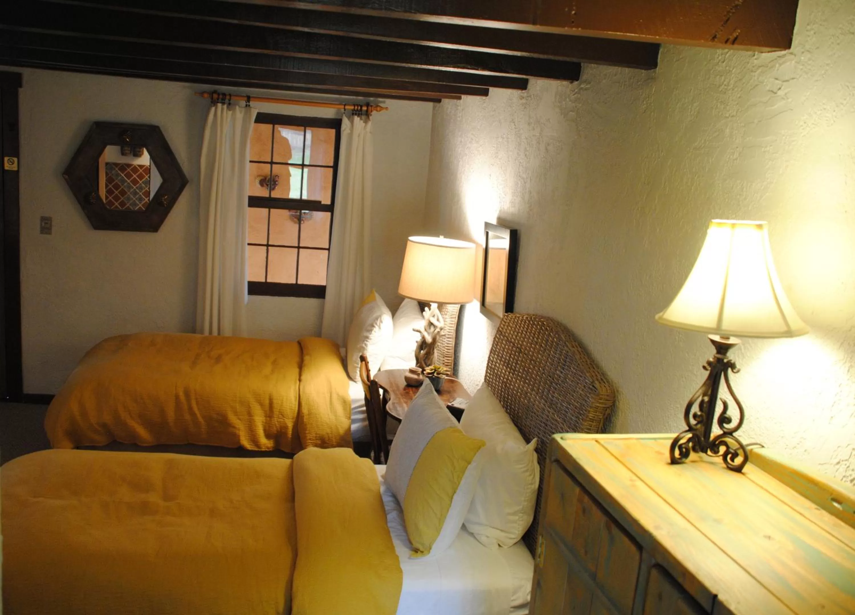 Twin Room in Old Taos Guesthouse B&B