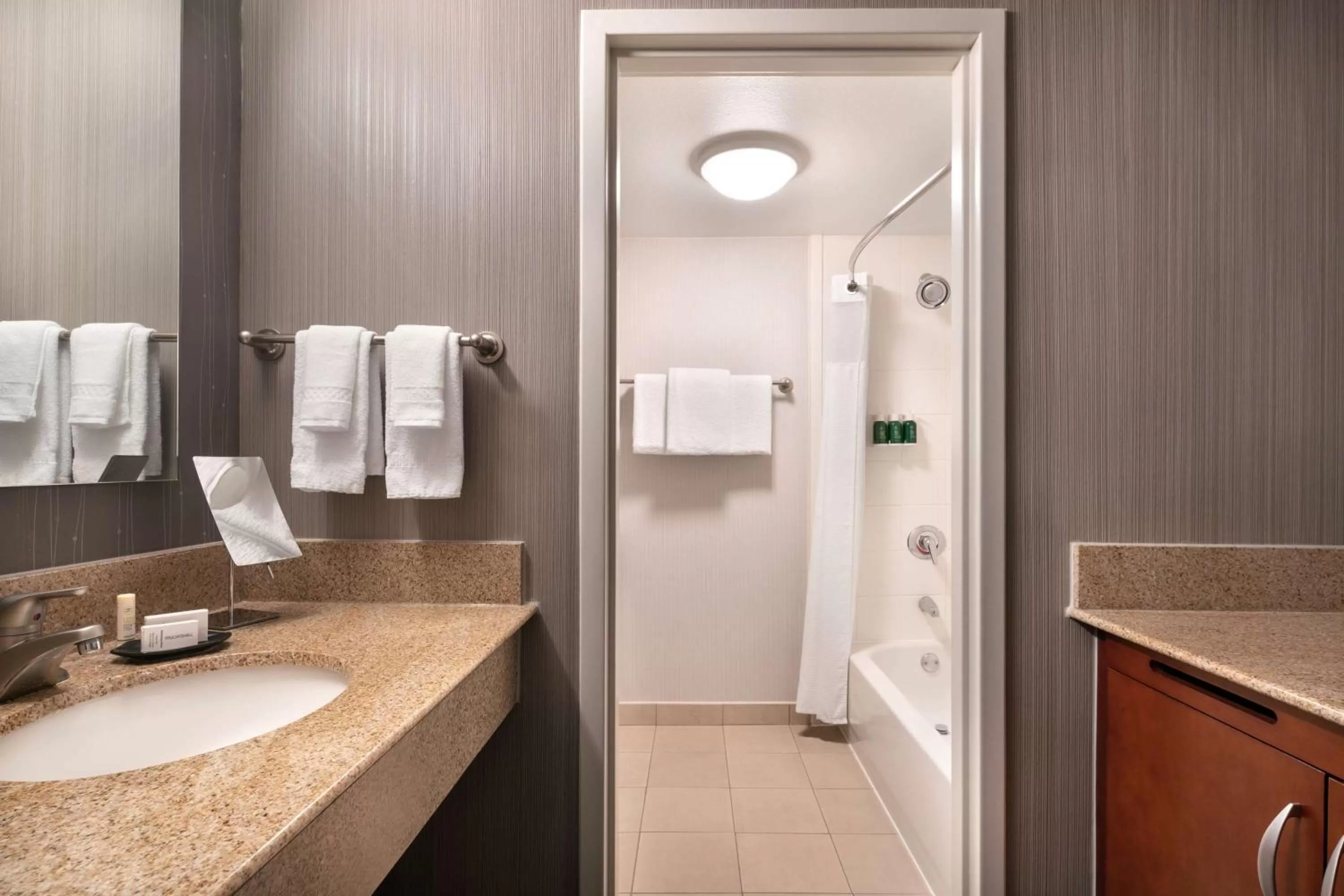 Deluxe Two Doubles in Sonesta Select Phoenix Camelback