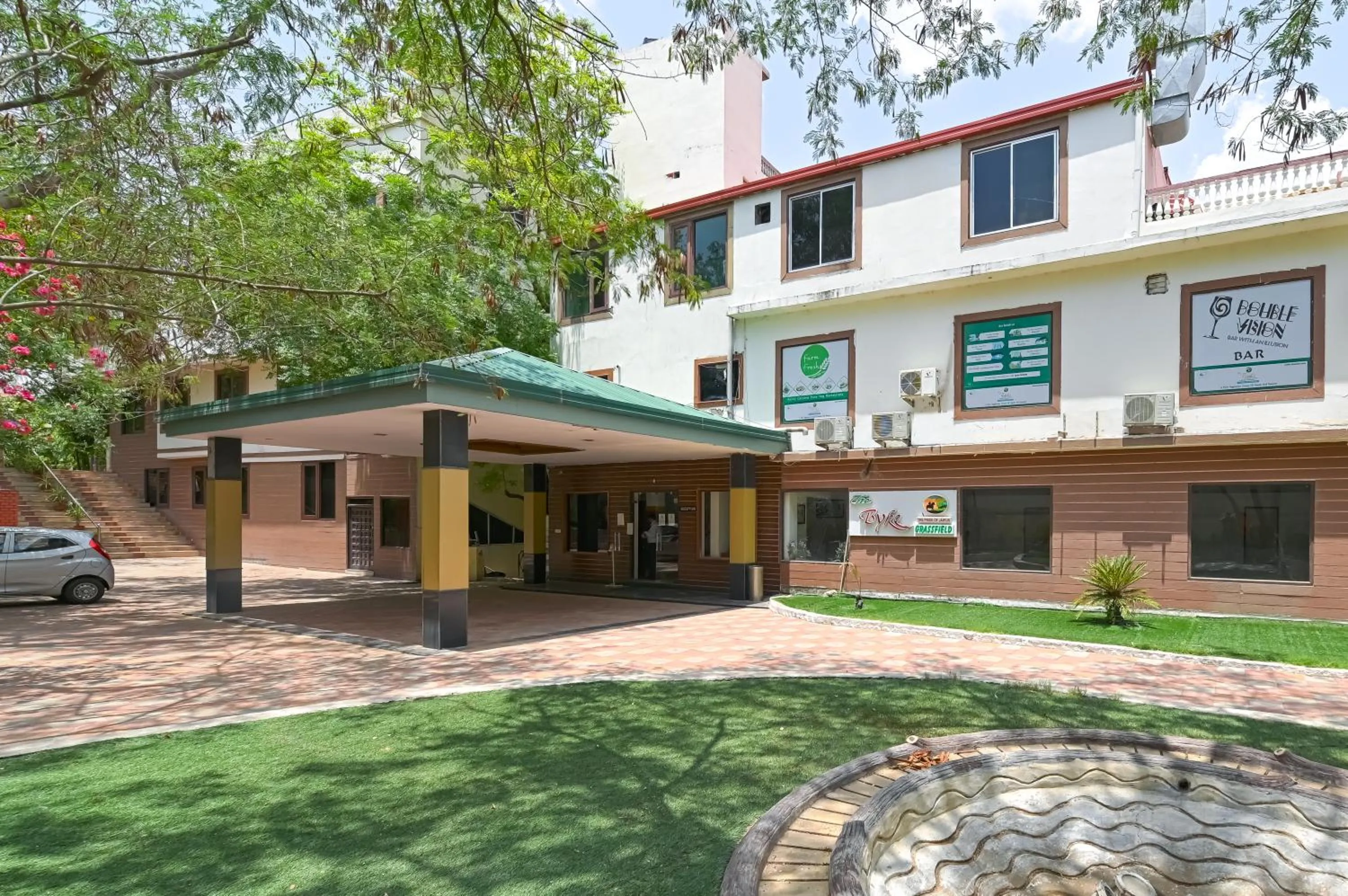 The Byke Boutique - Hotel Grassfield, Jaipur