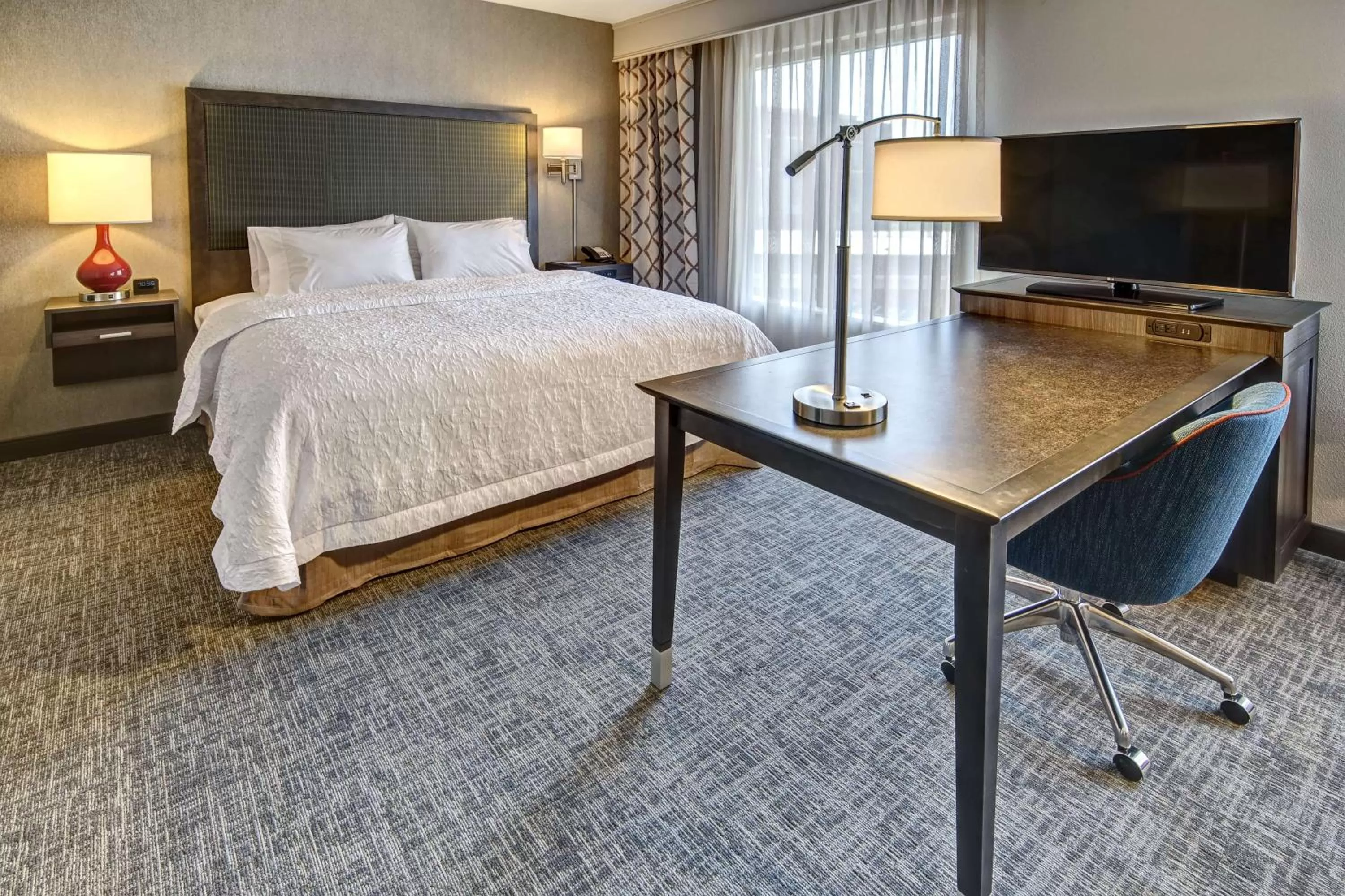 King Studio Suite - Hearing Access/Non-Smoking in Hampton Inn & Suites Franklin Berry Farms, Tn