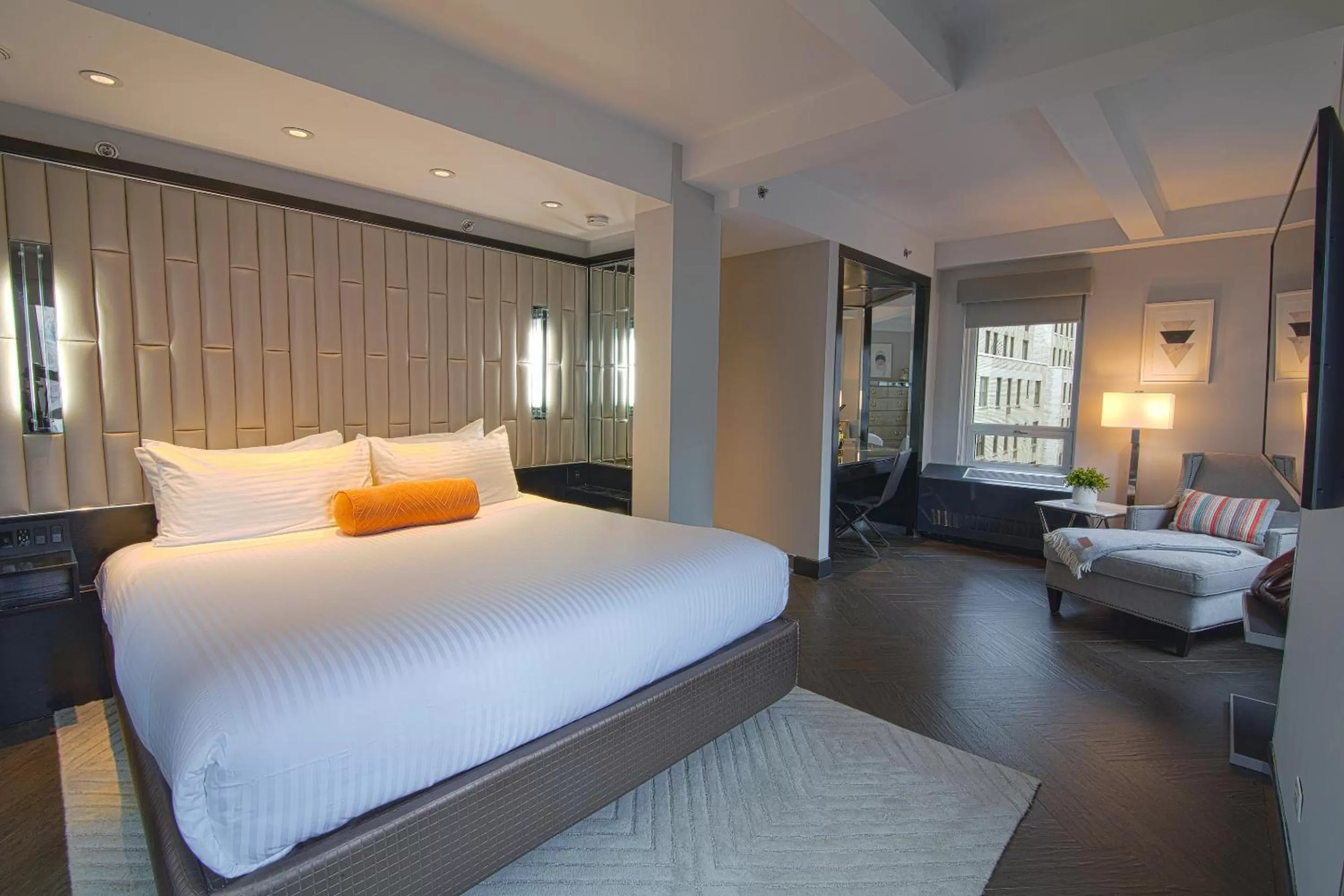 Presidential Suite in Hotel Edison Times Square