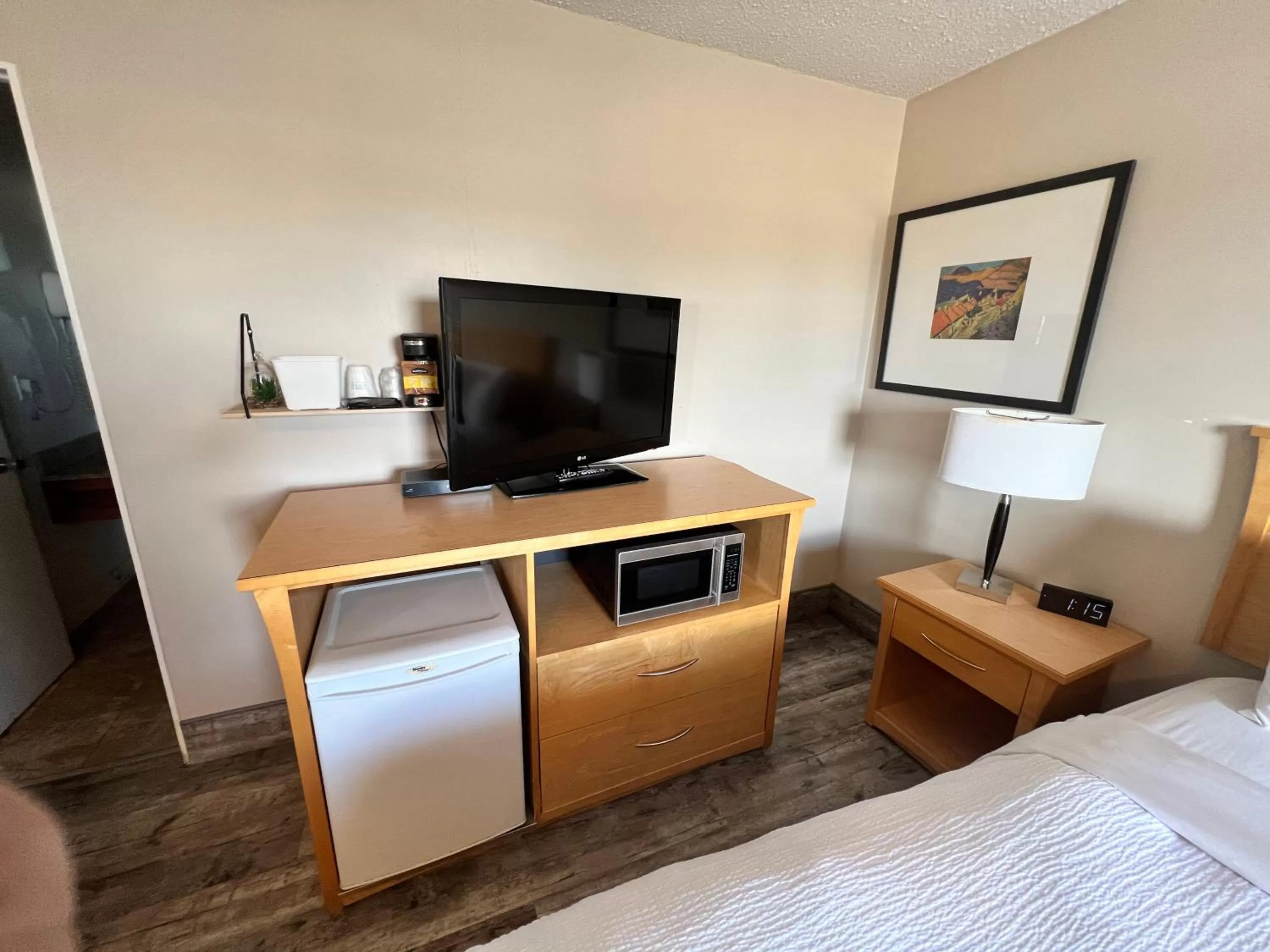 Bedroom in Thriftlodge Saskatoon