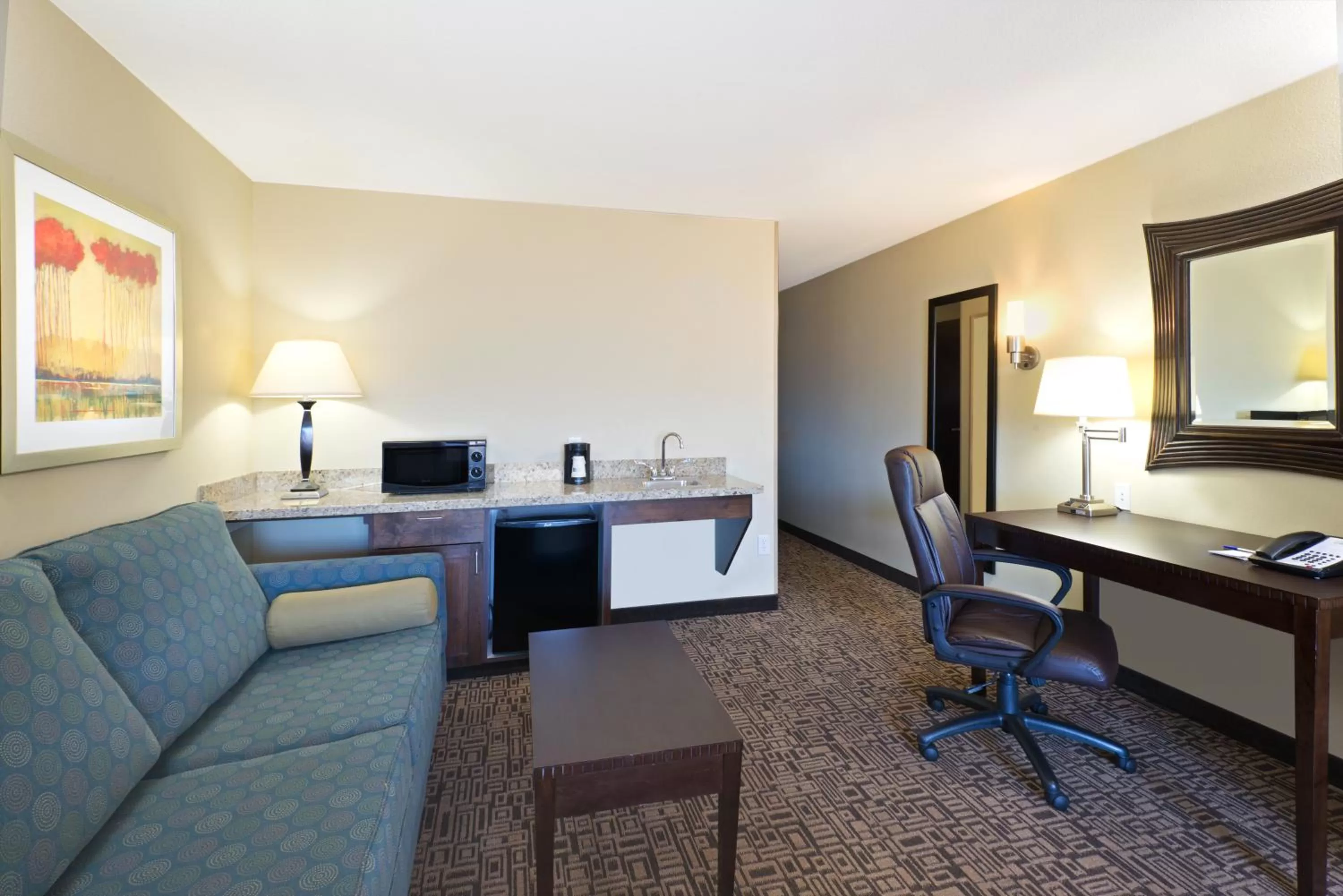 Suite with Mobility Accessible Tub - Non-Smoking in Holiday Inn Express & Suites Richfield by IHG