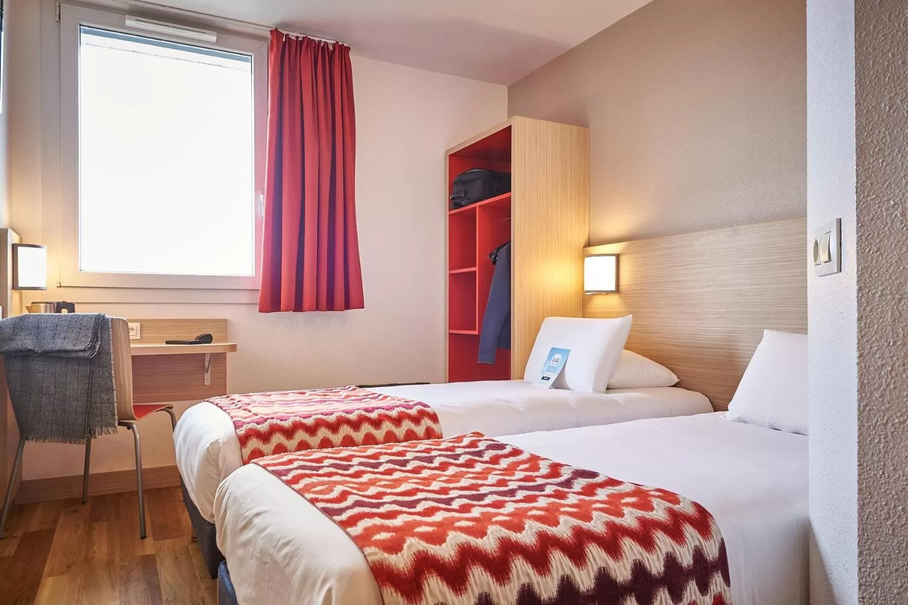 Twin Room in Kyriad Rouen Sud - Val de Reuil