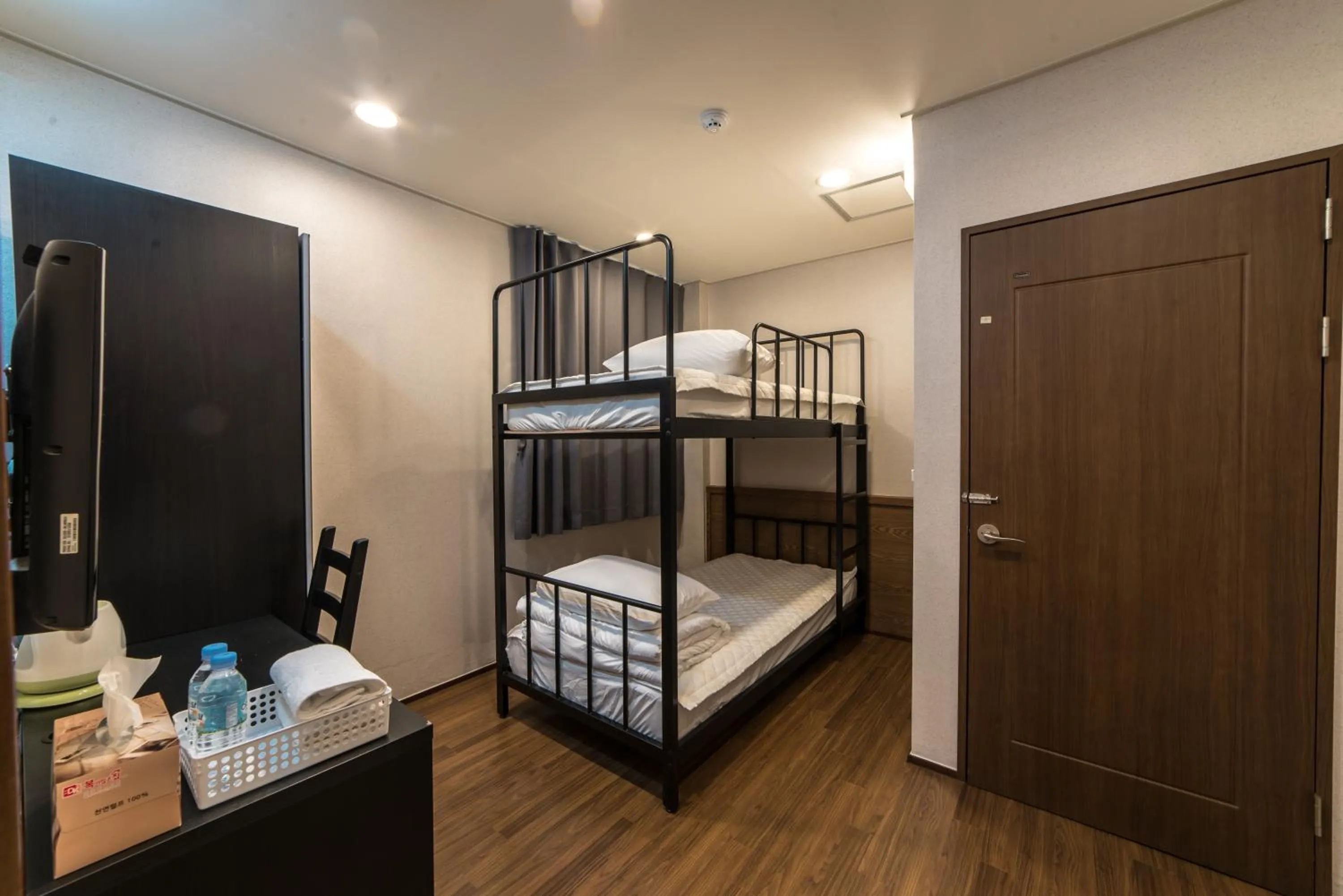 Bunk Bed Twin Room in Soo Song Guesthouse