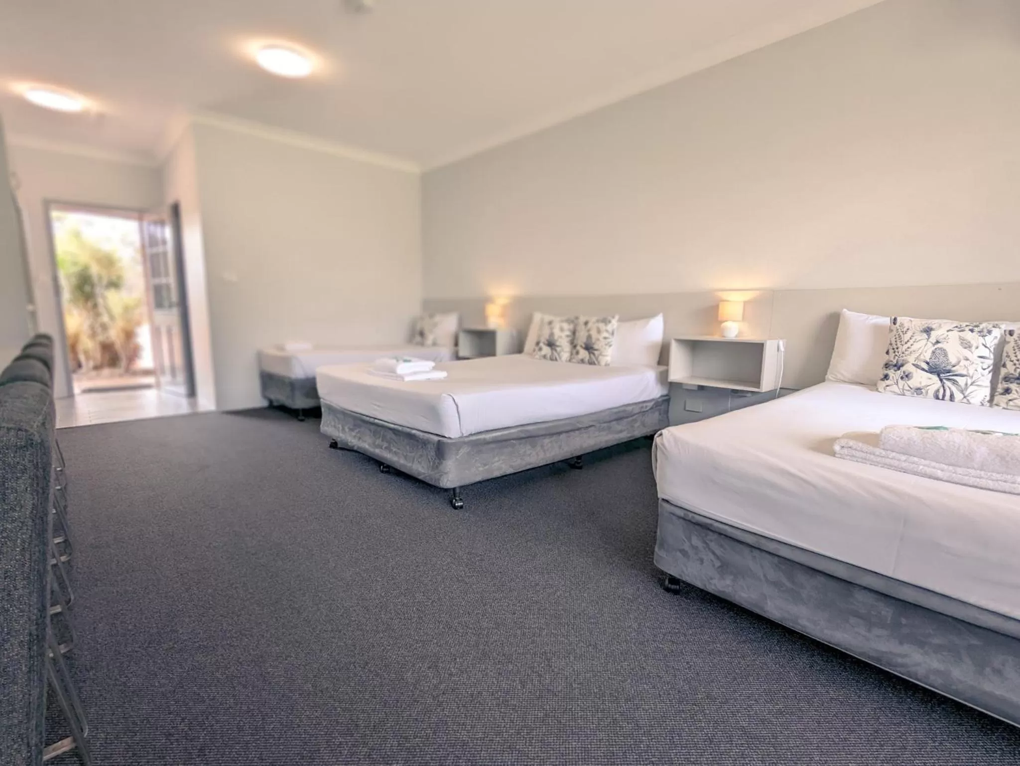 Family Room in Island Palms Motor Inn