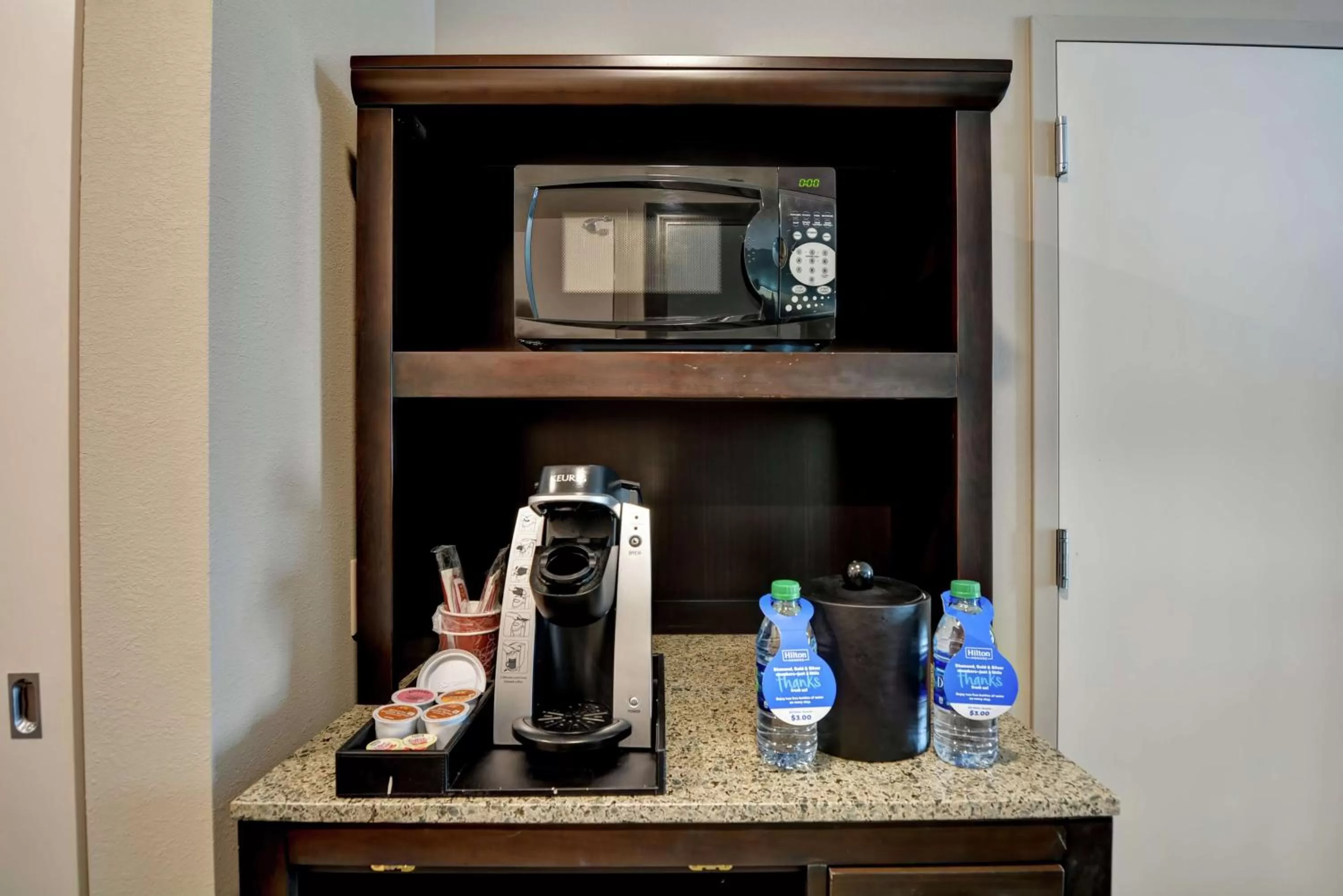 King Suite - Hearing Accessible in Hilton Garden Inn West Little Rock