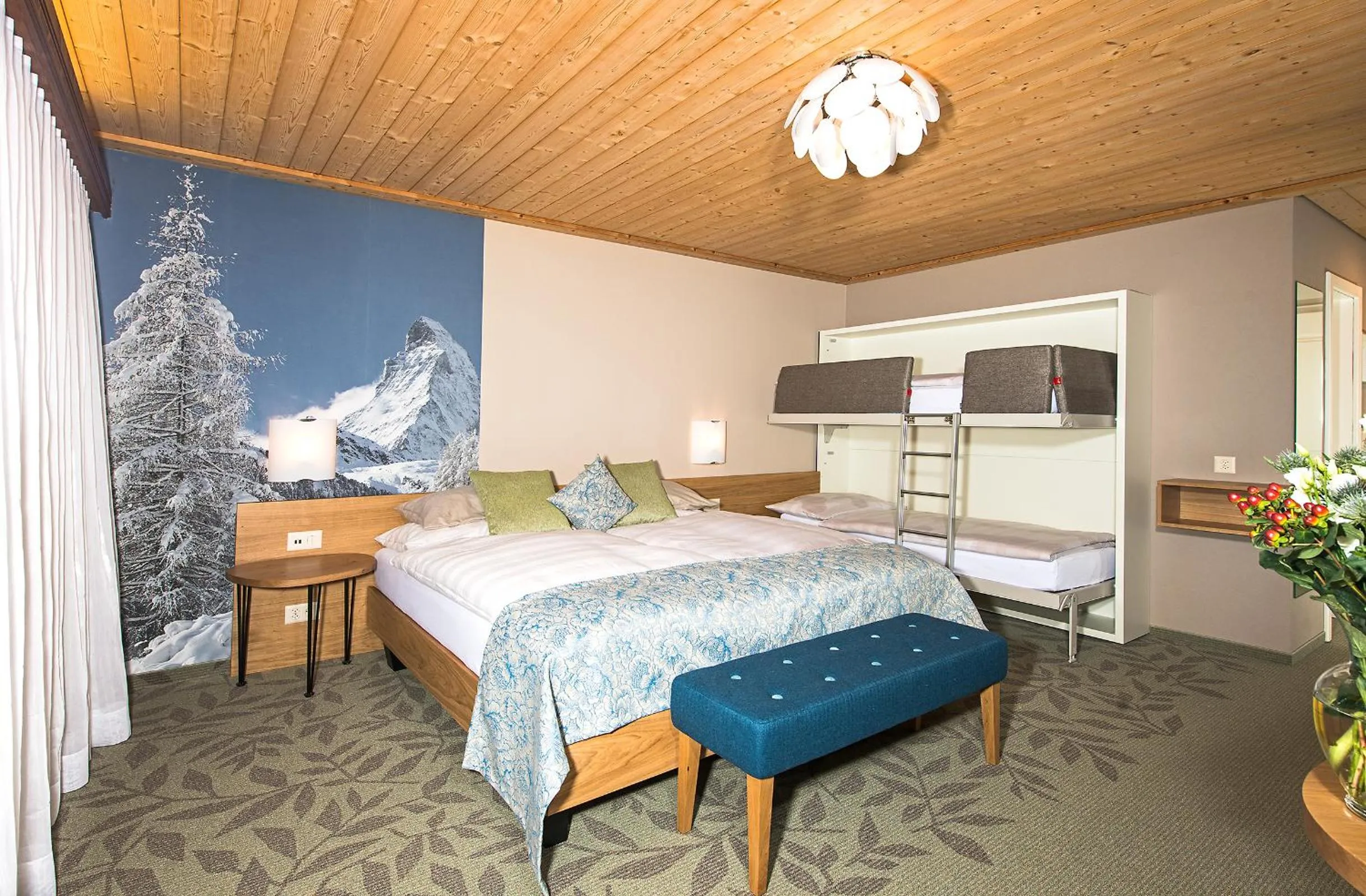 Family Room in Hotel Simi