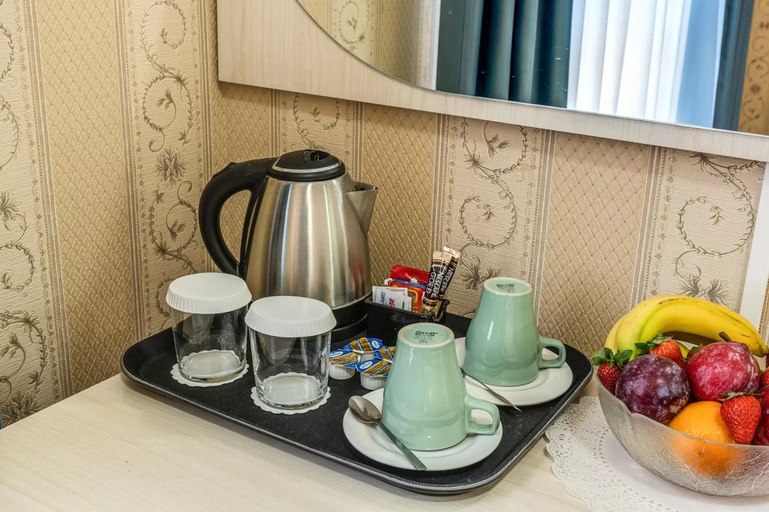 Large Single Room in Hotel Ottaviano Augusto