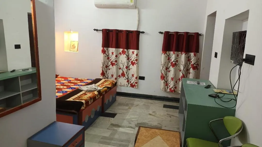 Superior Double Room - single occupancy in Jag Niwas Guest House & pure veg restaurant