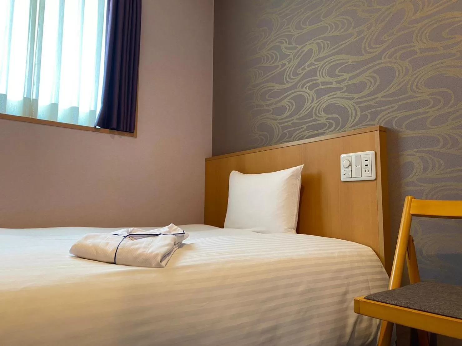 Single Room with Shower in SAKURA SKY HOTEL KASHIWA(桜スカイホテル柏)