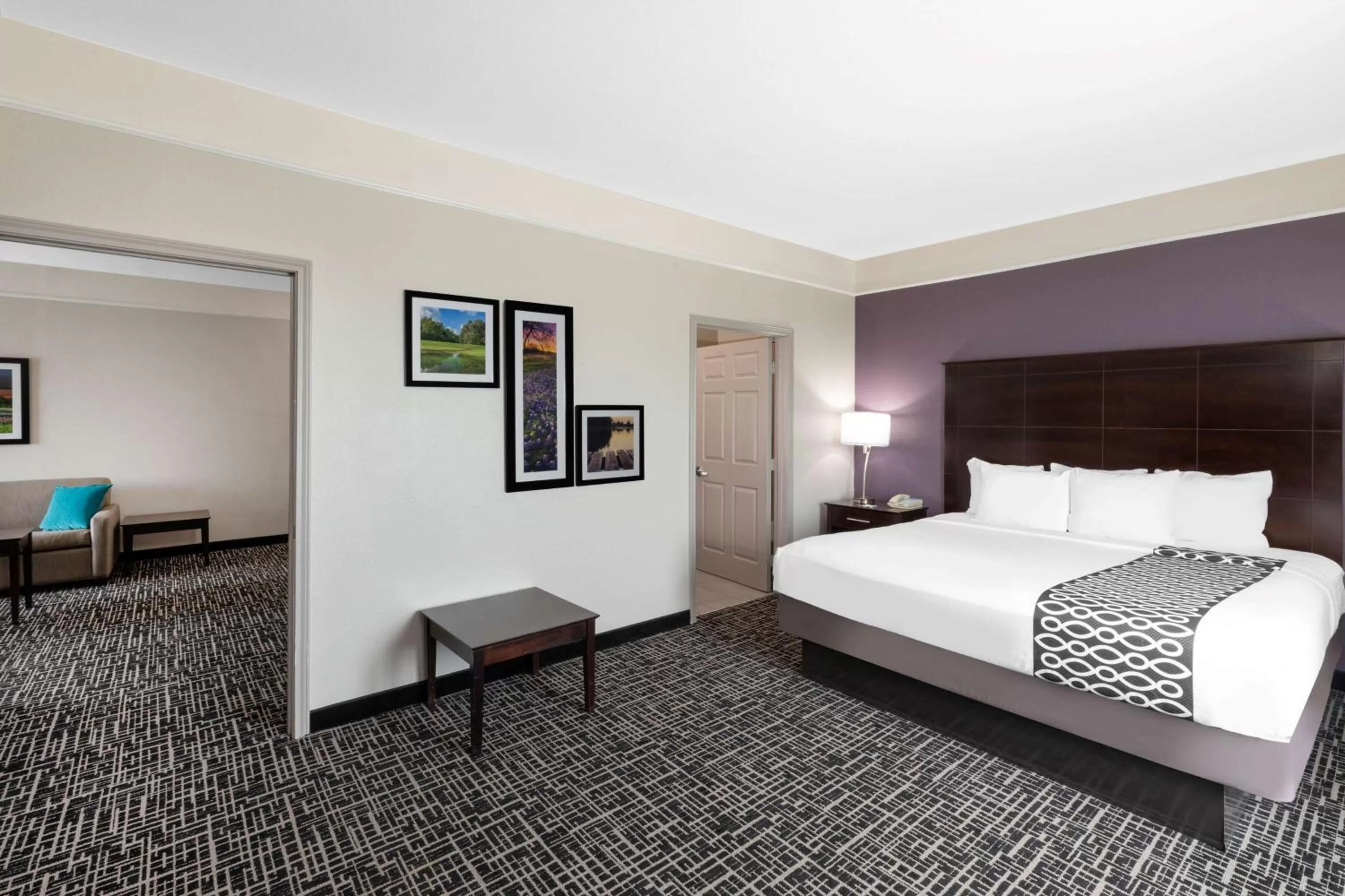 Deluxe King Suite with Roll-In Shower - Mobility/Hearing Accessible - Non-Smoking in La Quinta by Wyndham Port Lavaca