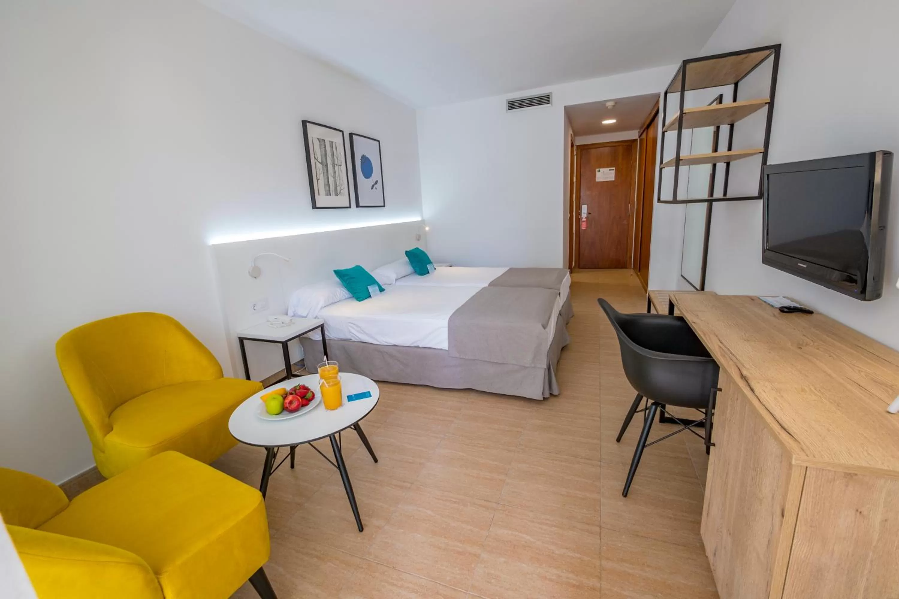 Premium Triple Room in DWO Sirius