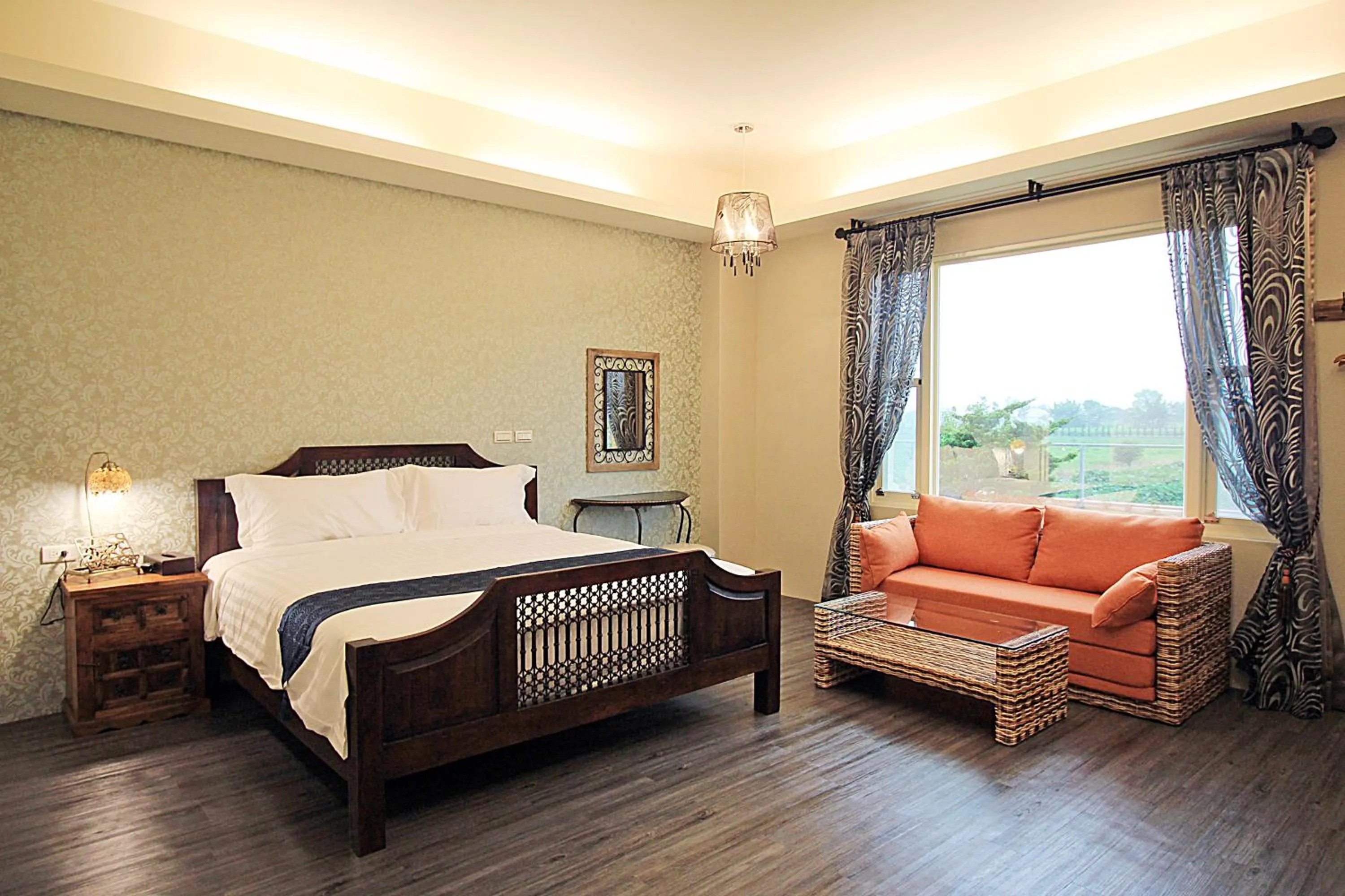 Double Room with Mountain View with Bath in Cai Feng B&B