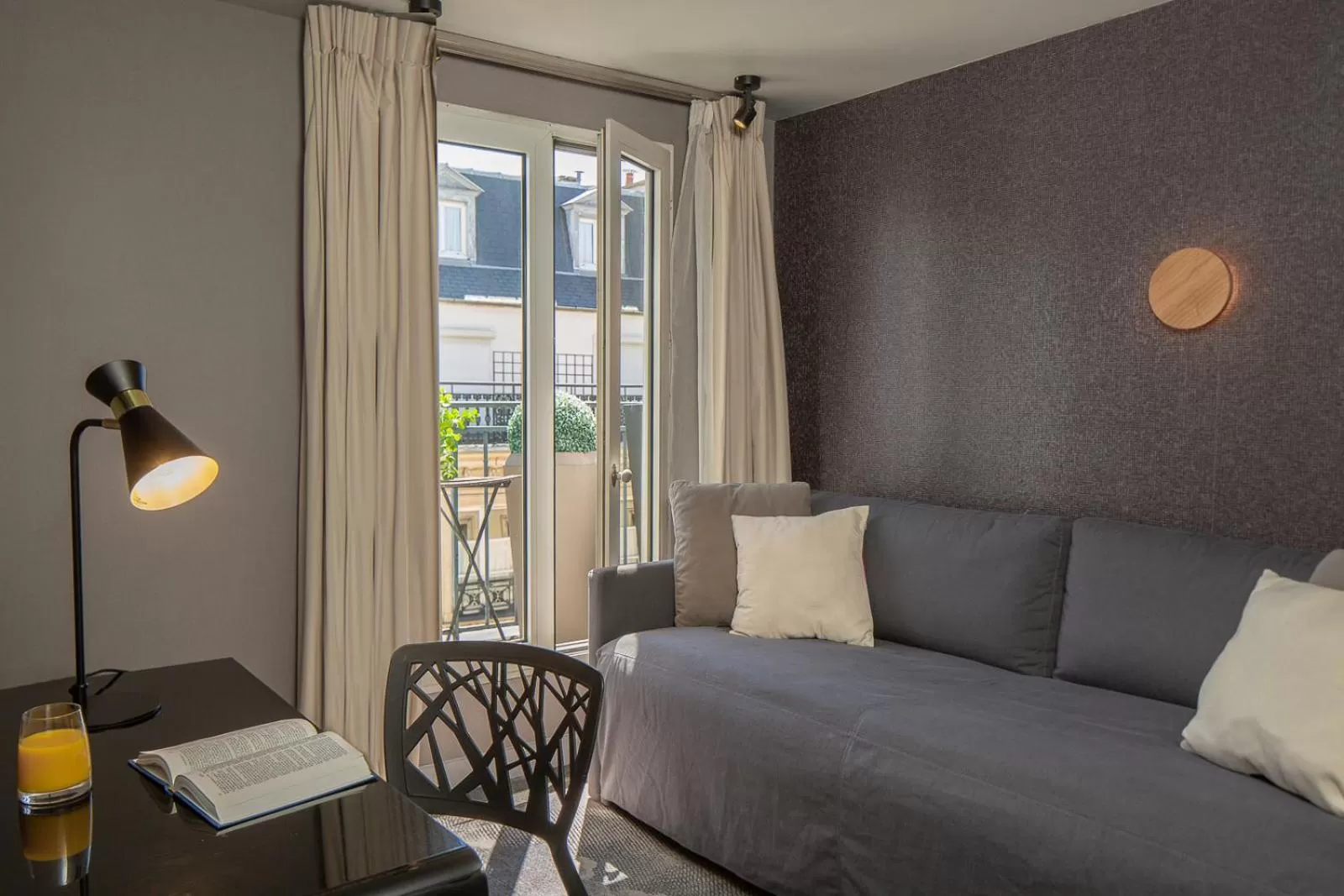 Junior Suite with Balcony in Hotel Opéra Marigny