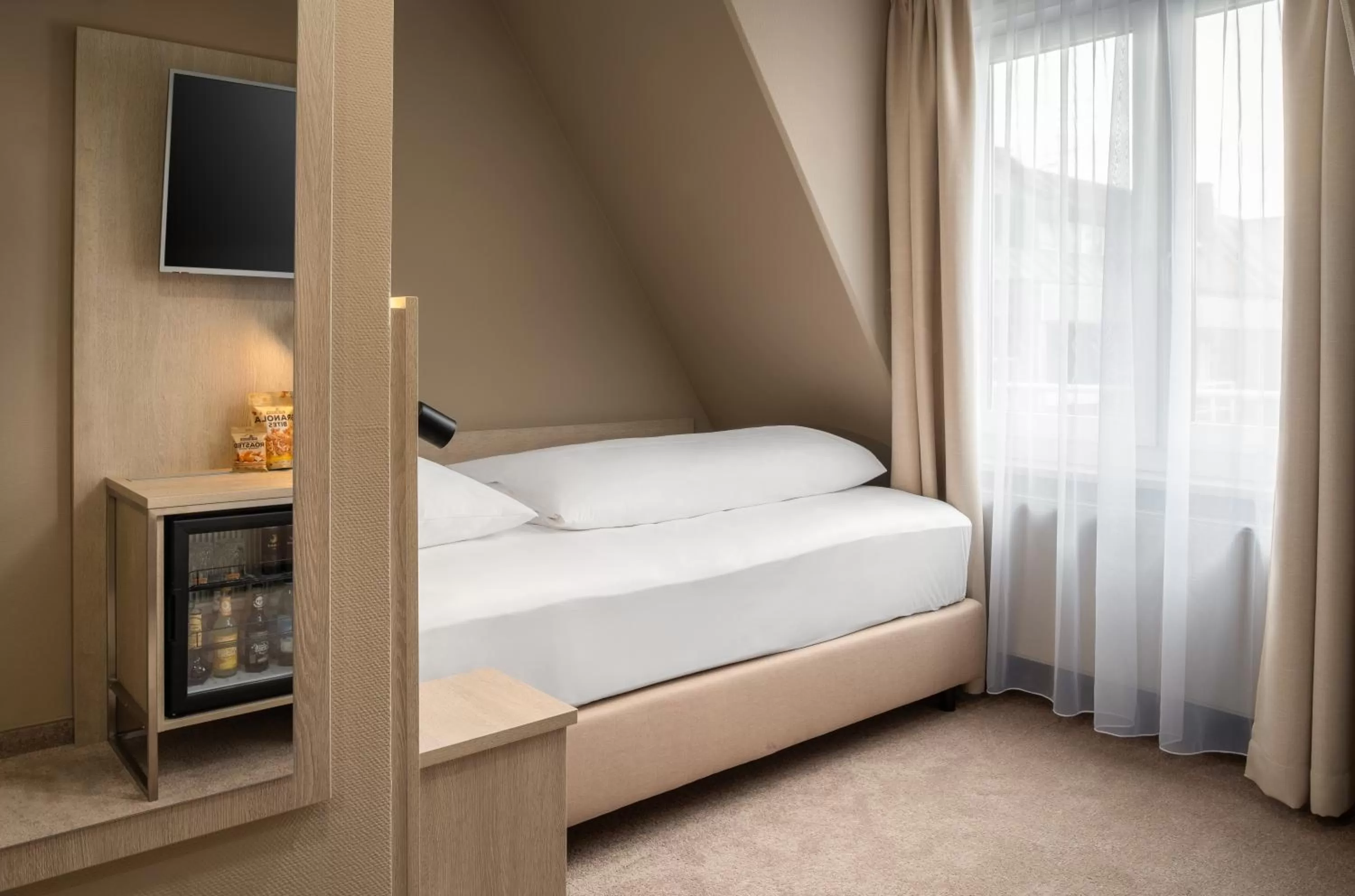 Budget Double Room in AWA Hotel