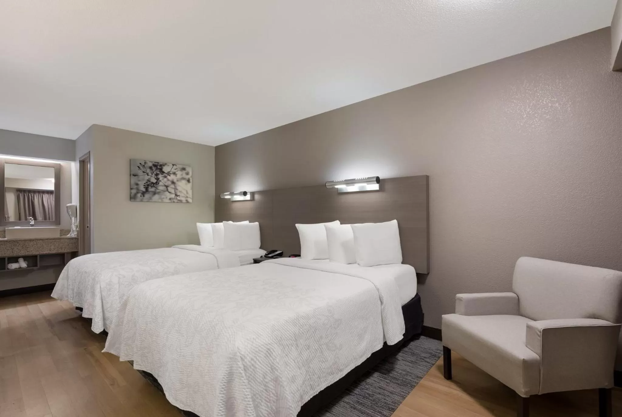 Deluxe Room with Two Double Beds Smoke Free in Red Roof Inn PLUS+ Chicago - Naperville