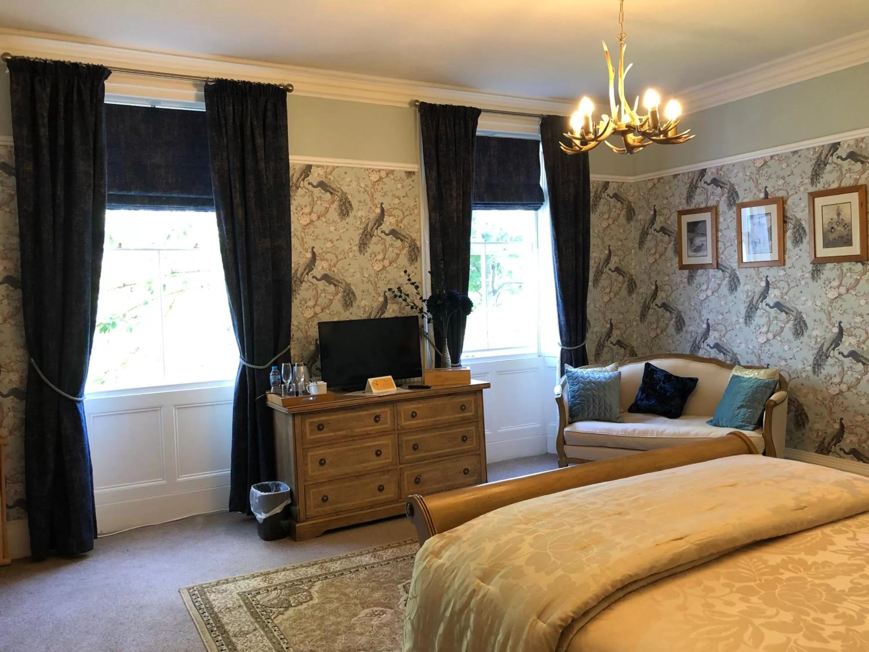 Deluxe King Room - Autumn in Highgate House