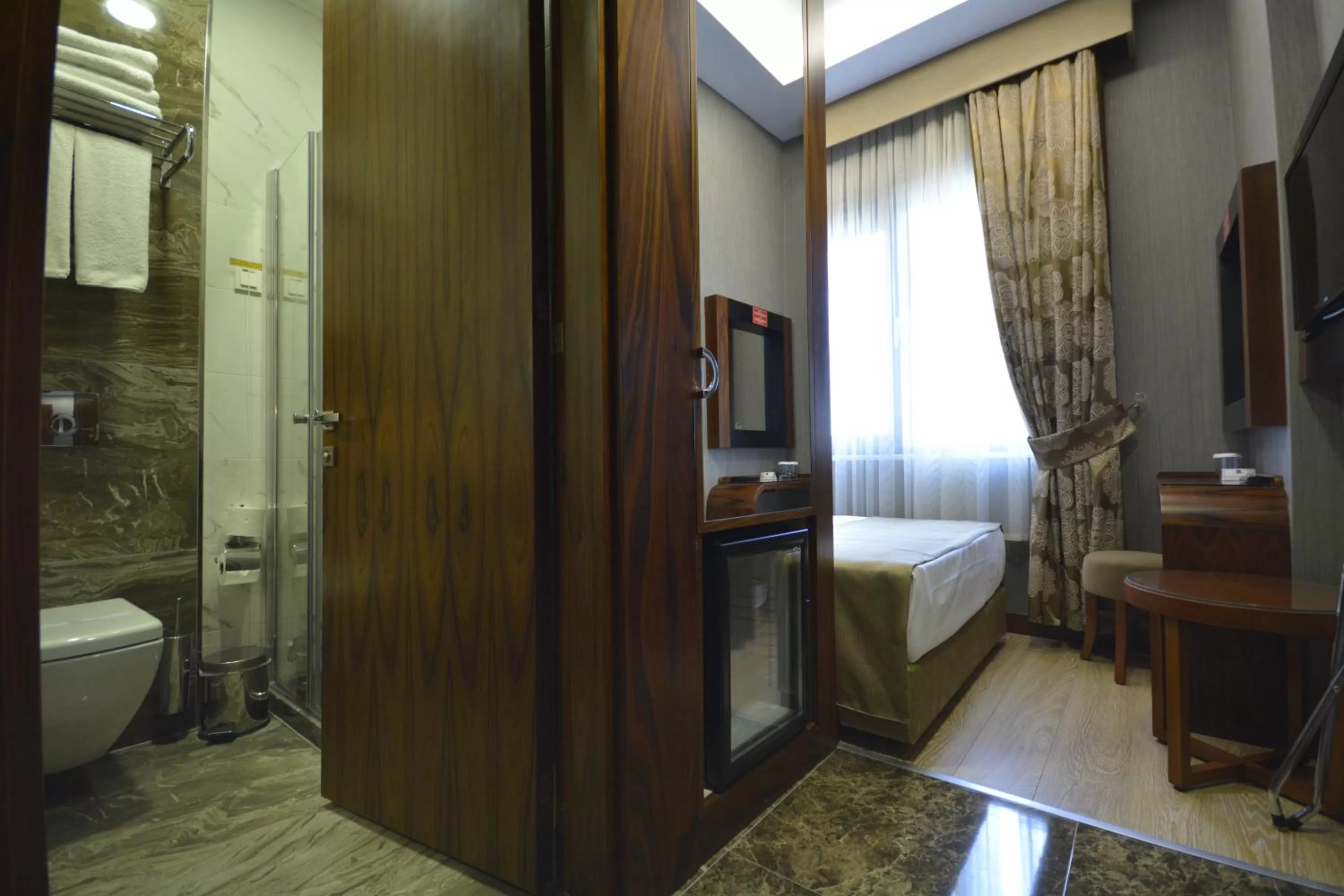 Small Single Room in Piya Sport Hotel