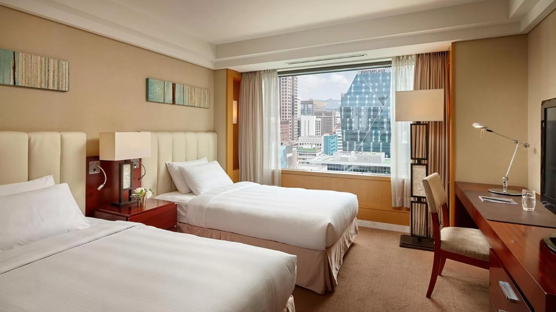 Superior Twin Room - Main Tower in Lotte Hotel Seoul