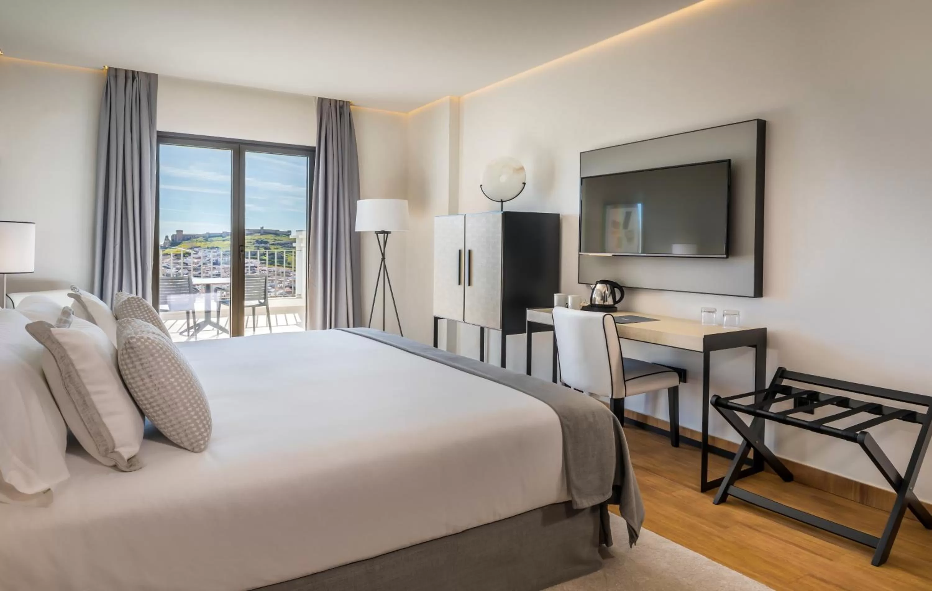 Deluxe Double Room with Terrace - pool view (2 pax) in Barceló Aracena & Spa