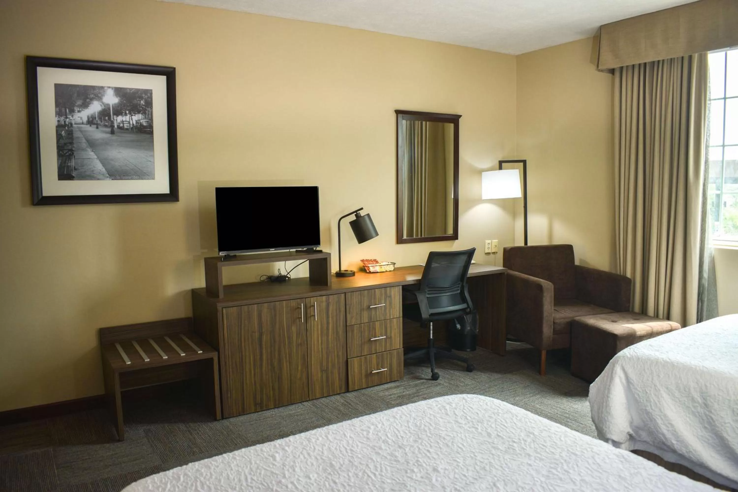 Double Room with Two Double Beds - Disability Access in Hampton Inn Tampico Zona Dorada