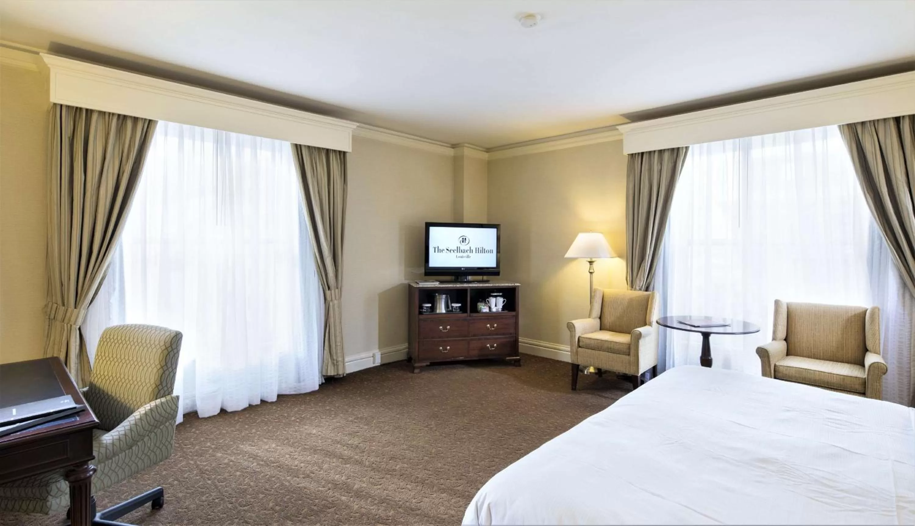 King Room in The Seelbach Hilton Louisville